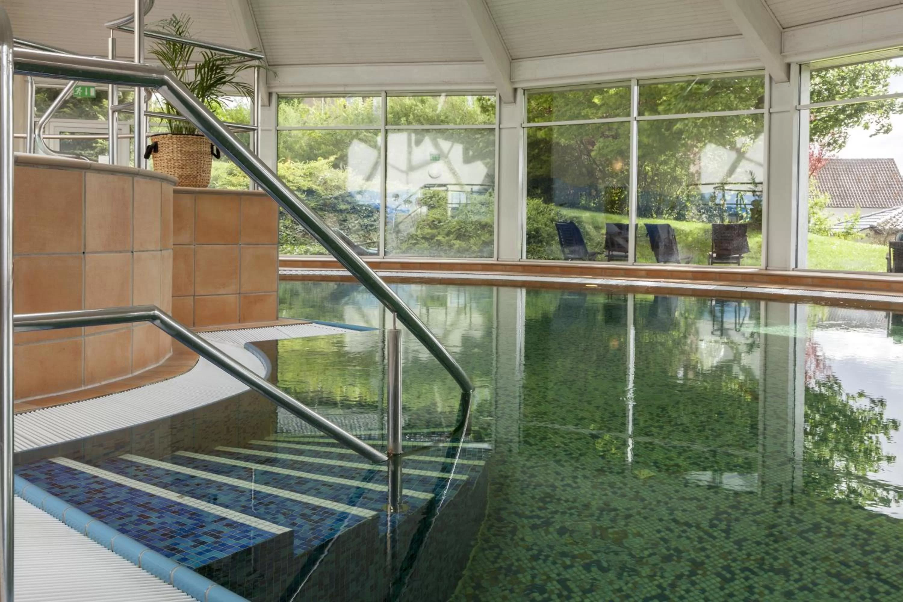 Swimming pool in Hotel Dieksee - Collection by Ligula