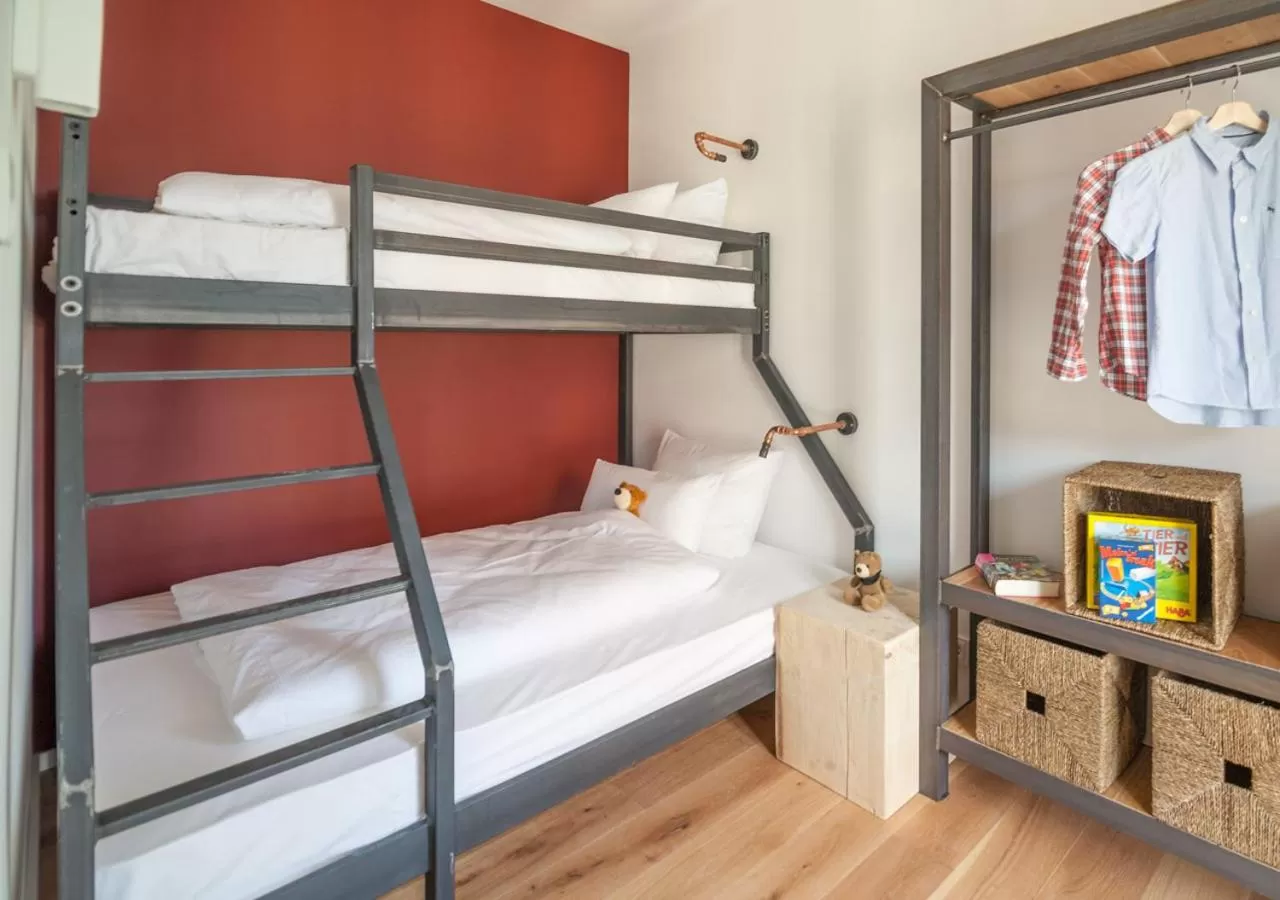 bunk bed, Bed in Felix Suiten am Zwinger