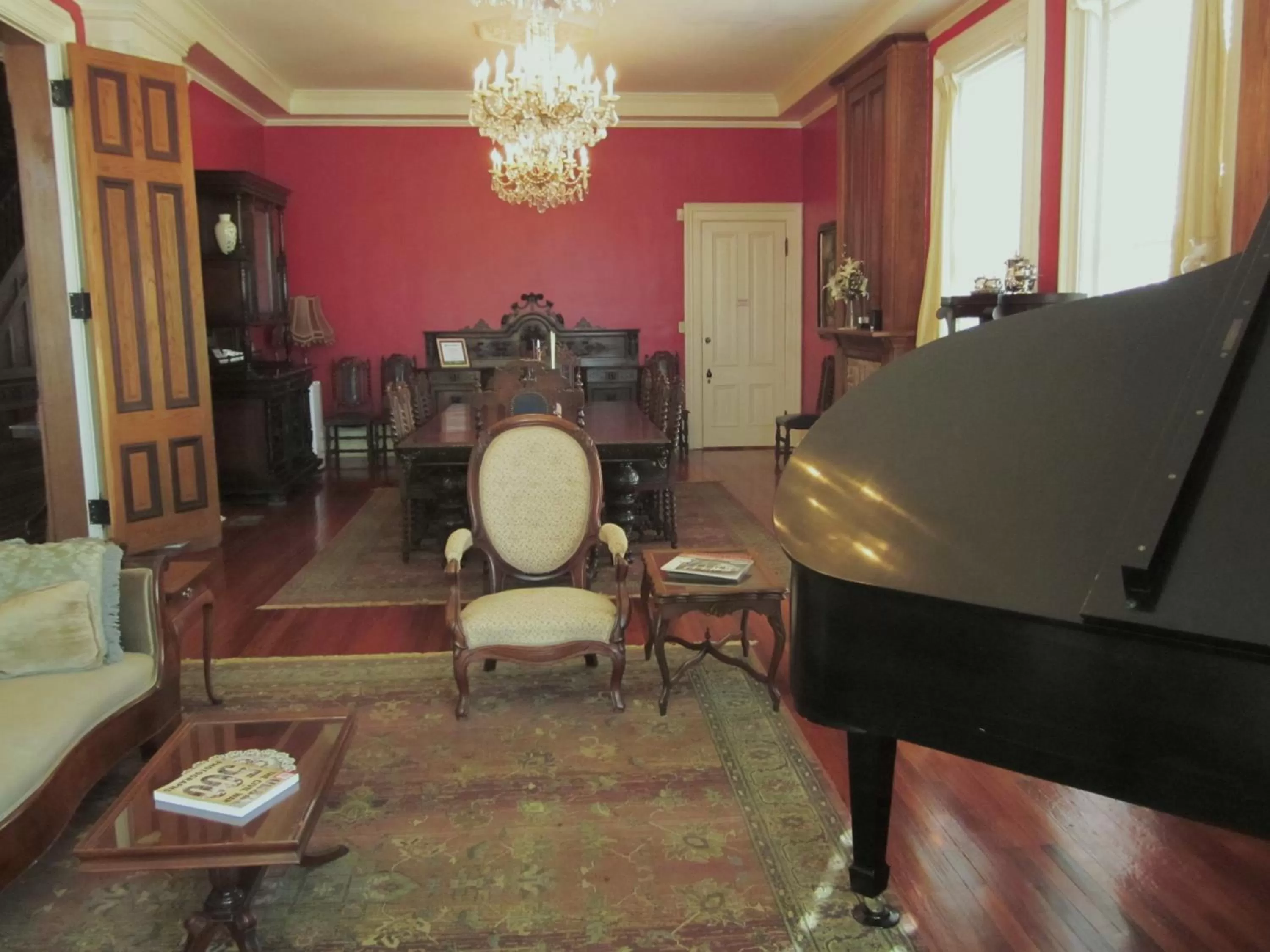Living room, Seating Area in Baer House Inn