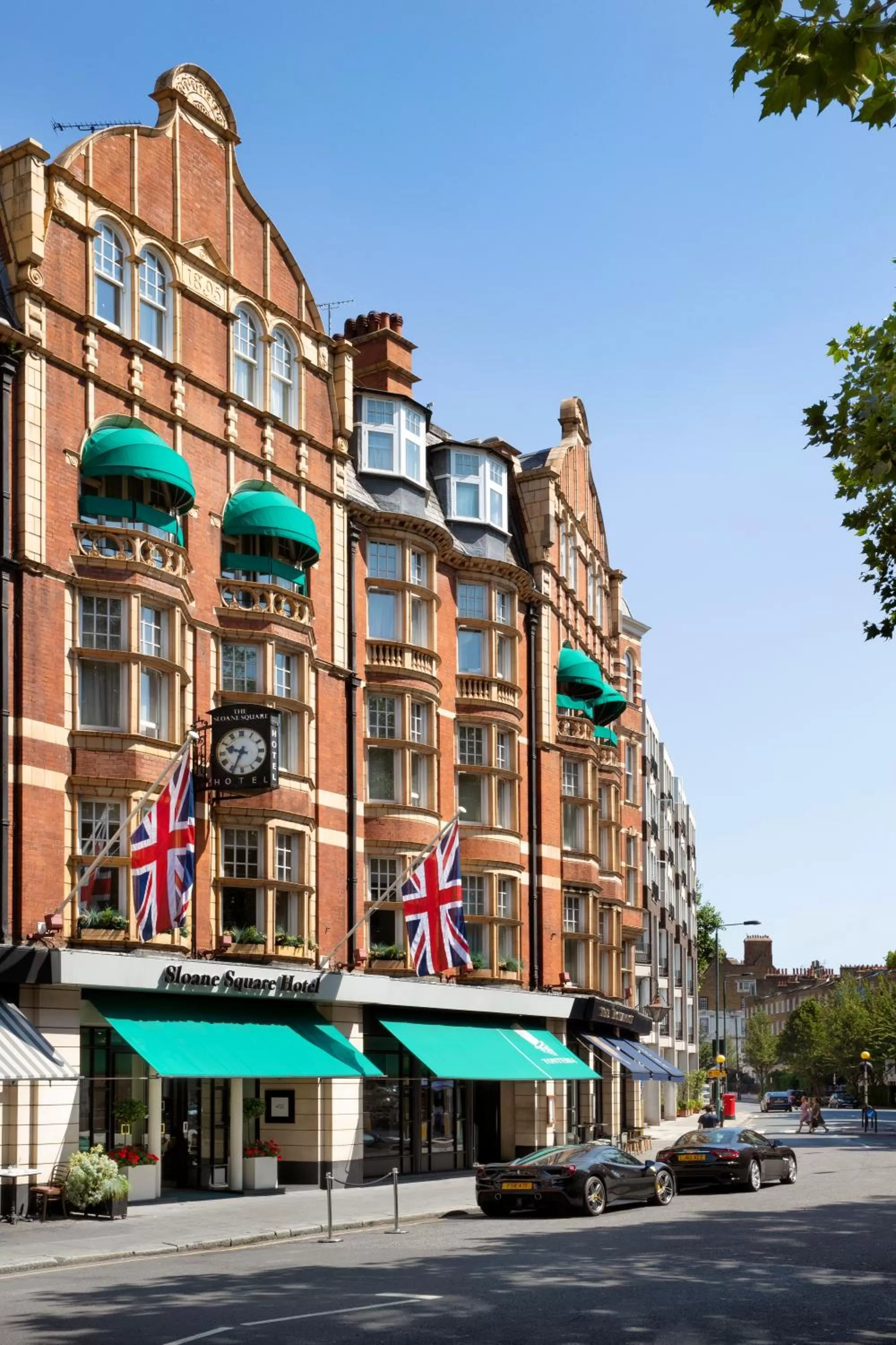 Property building in Sloane Square Hotel