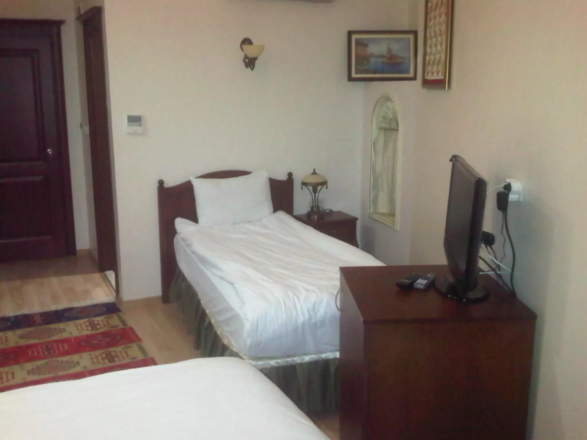 TV and multimedia in Basileus Hotel