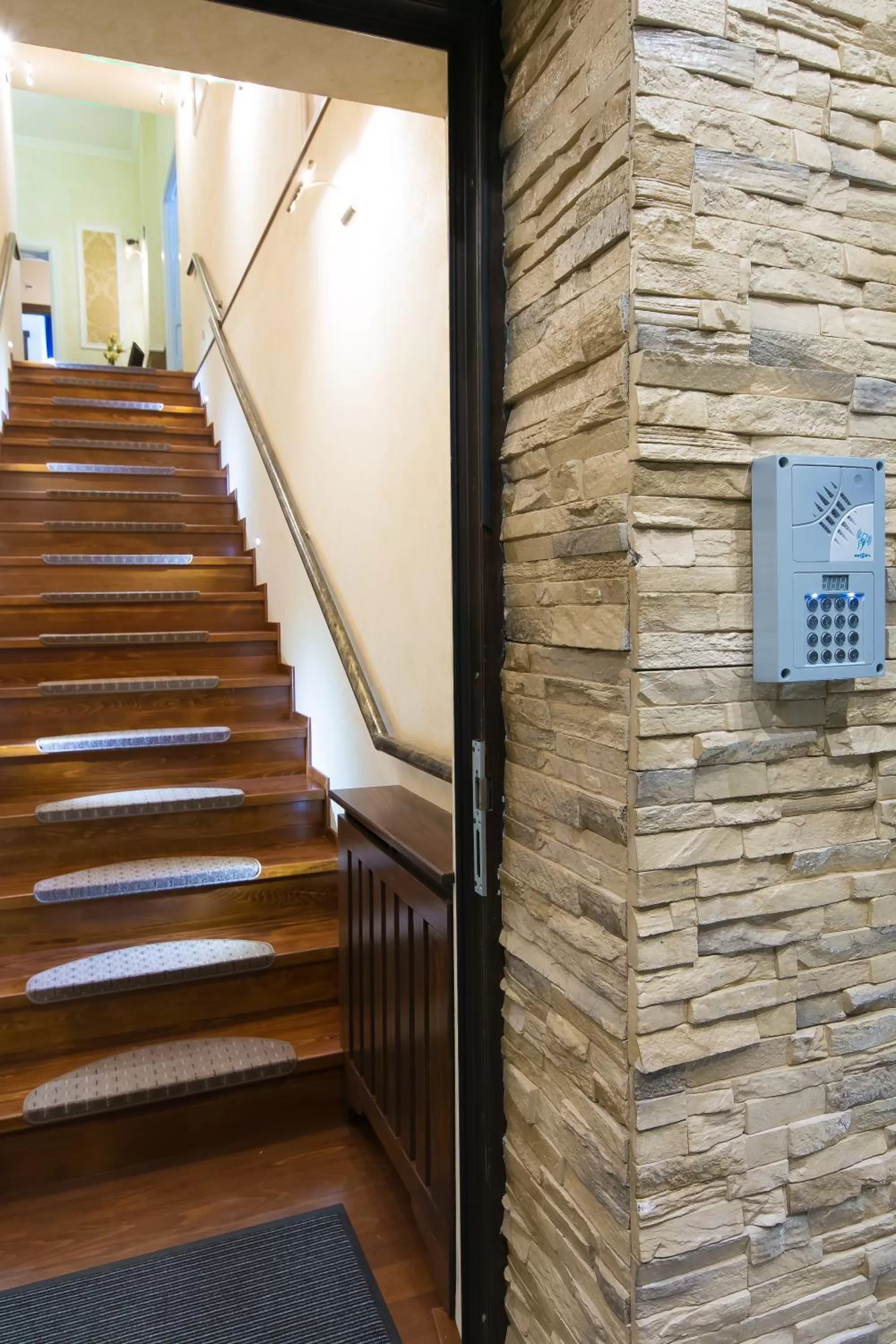 Facade/entrance in La Strada Boutique Villa