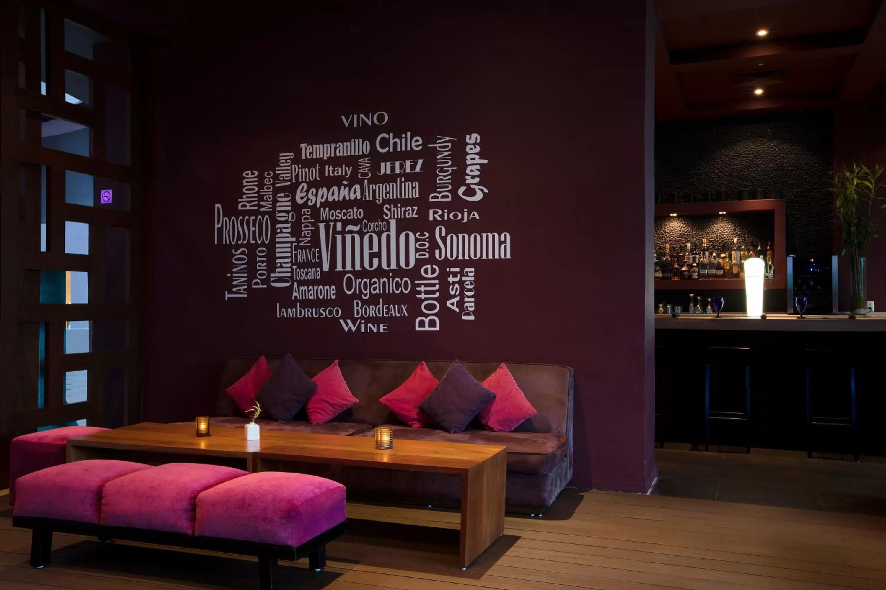 Lounge or bar in Altitude at Krystal Grand Cancun - All Inclusive