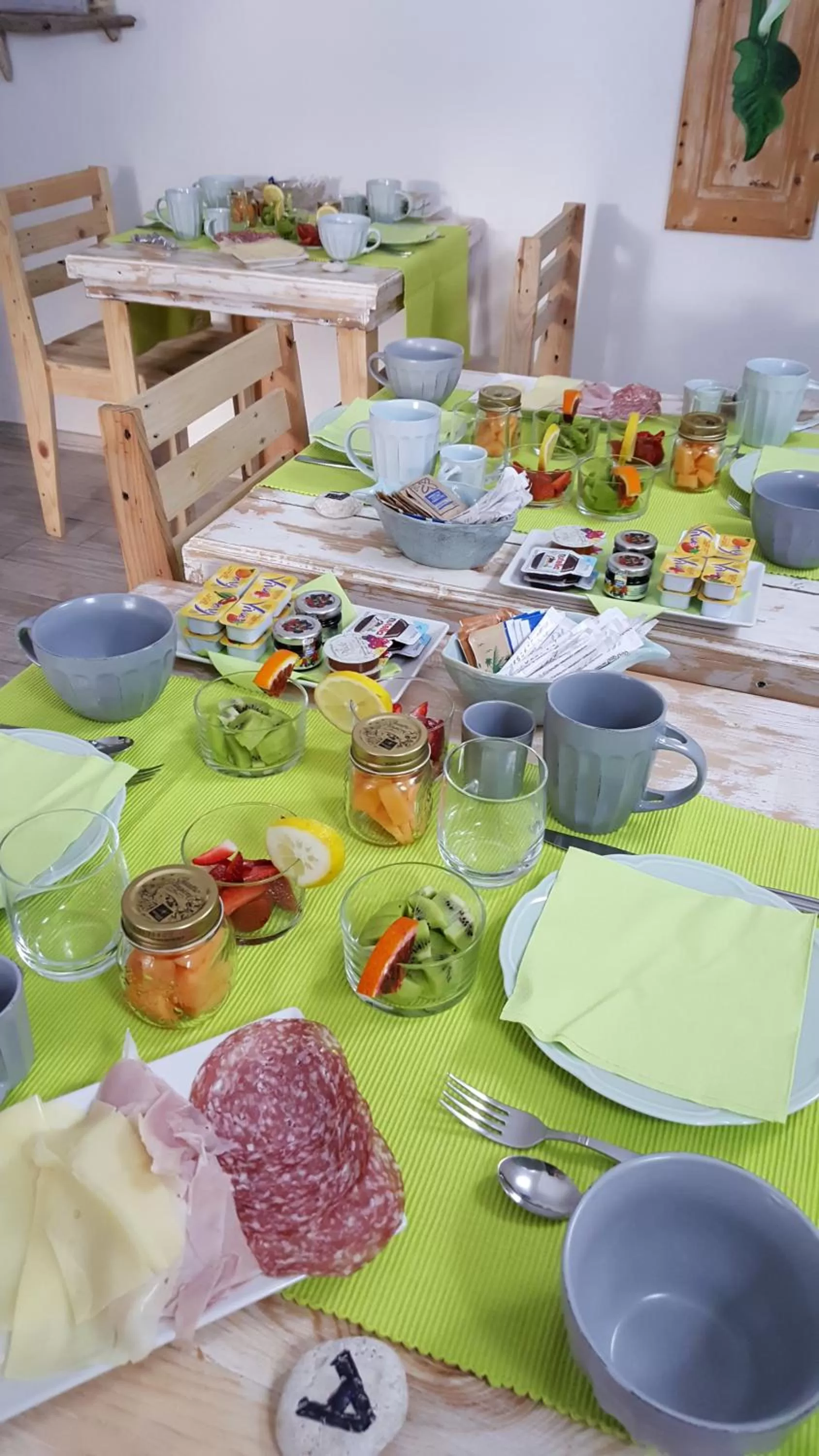 Meals in B&B Les Chambres Rooms & Suite