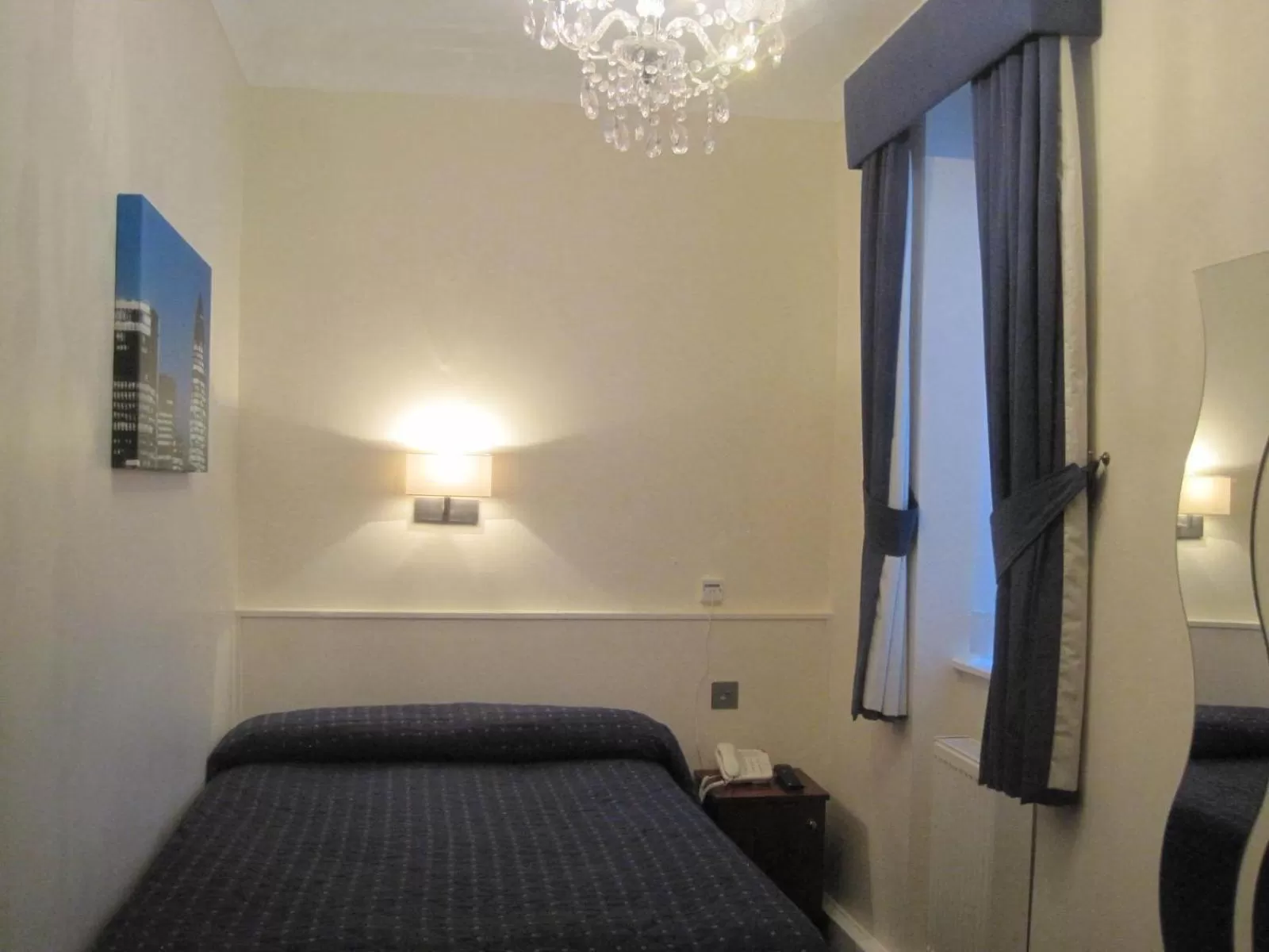 Bed in Aaraya London