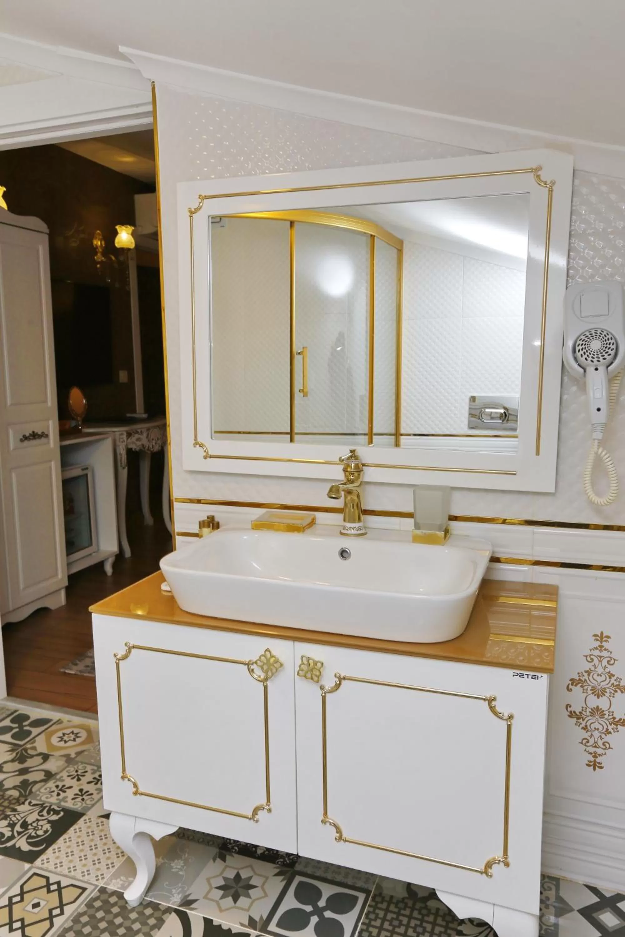 Bathroom in Diamond Royal Hotel