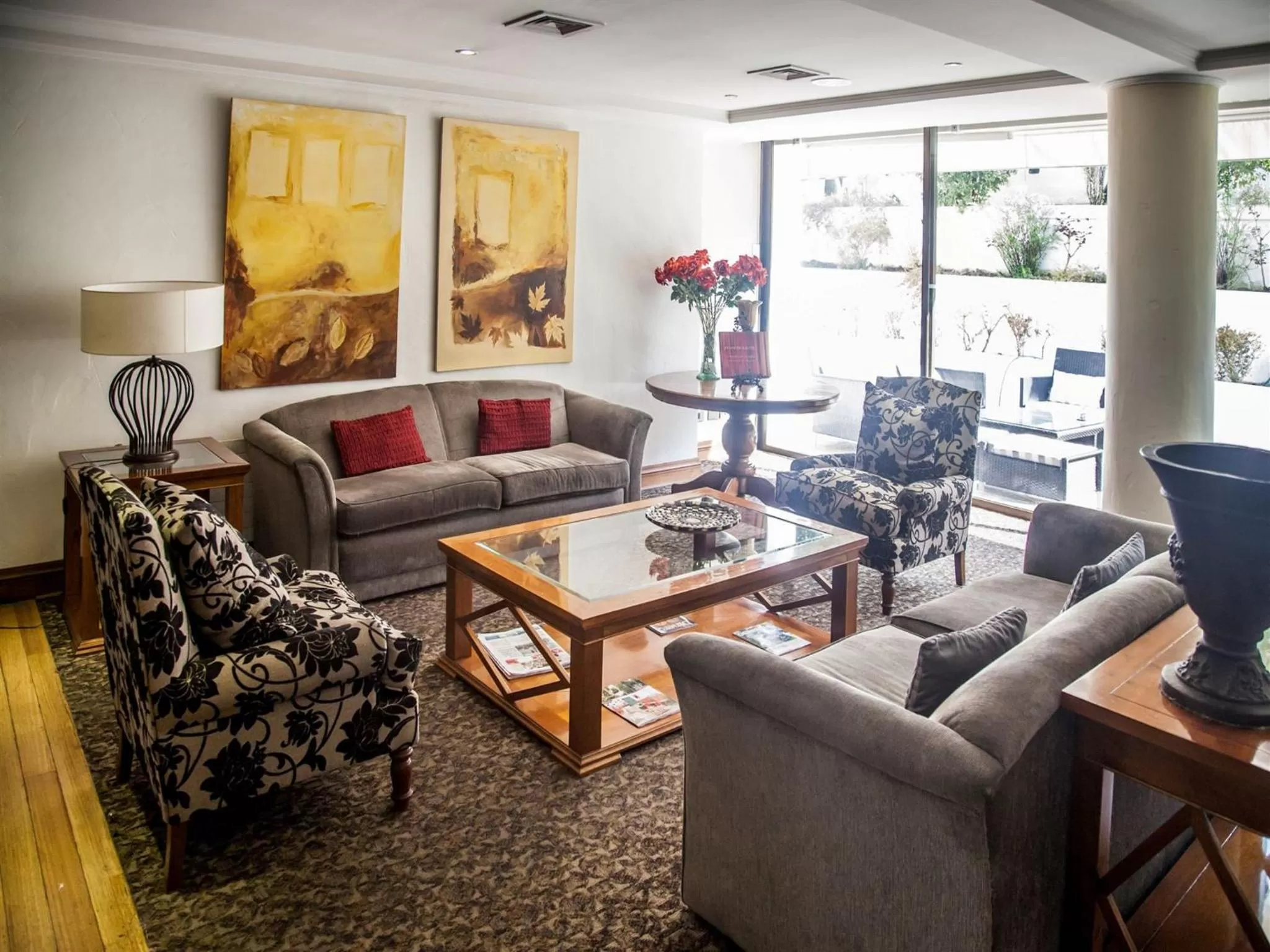 Communal lounge/ TV room in Park Plaza Bonaparte Boutique