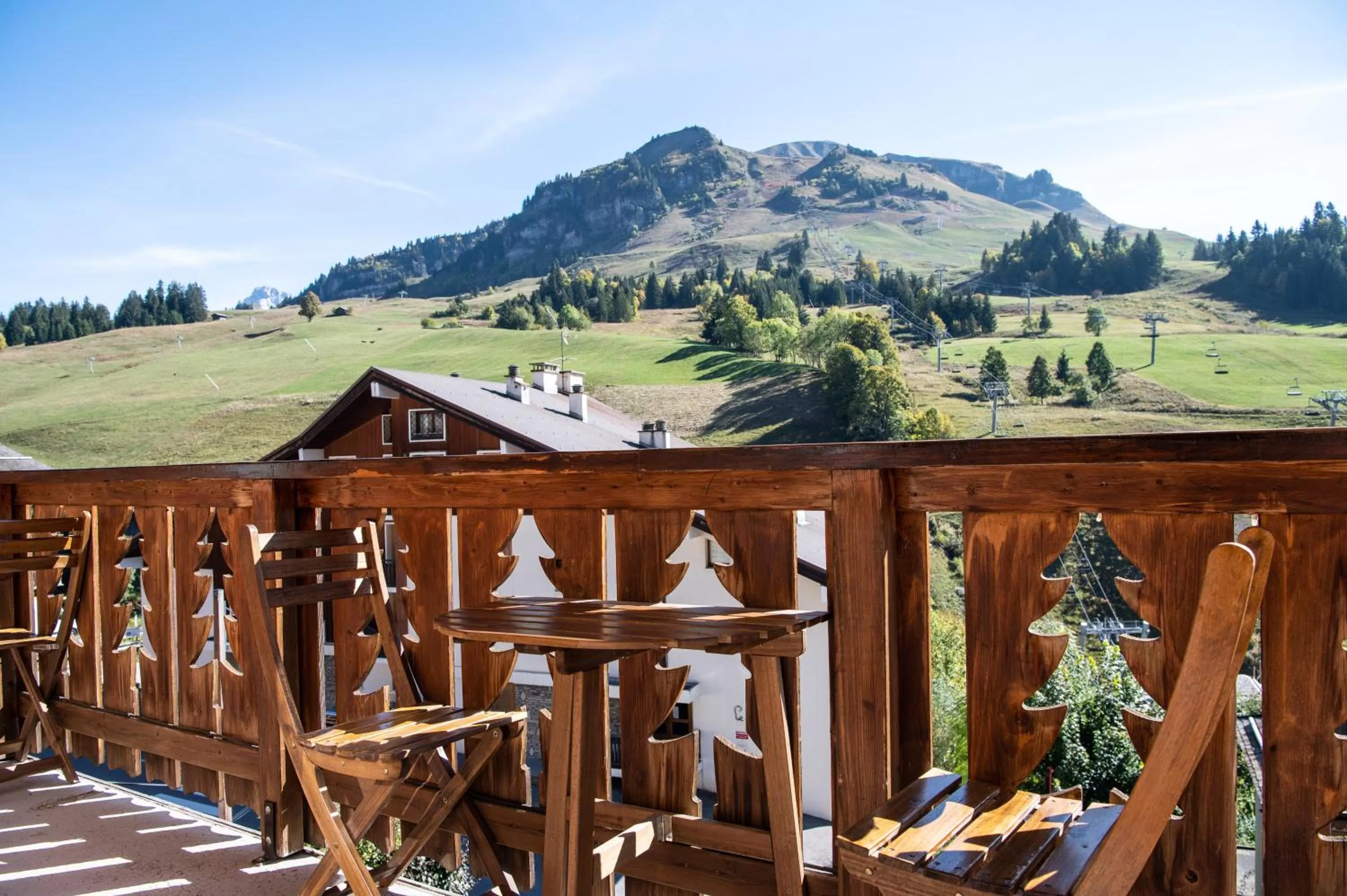 Mountain view in L'Alpage