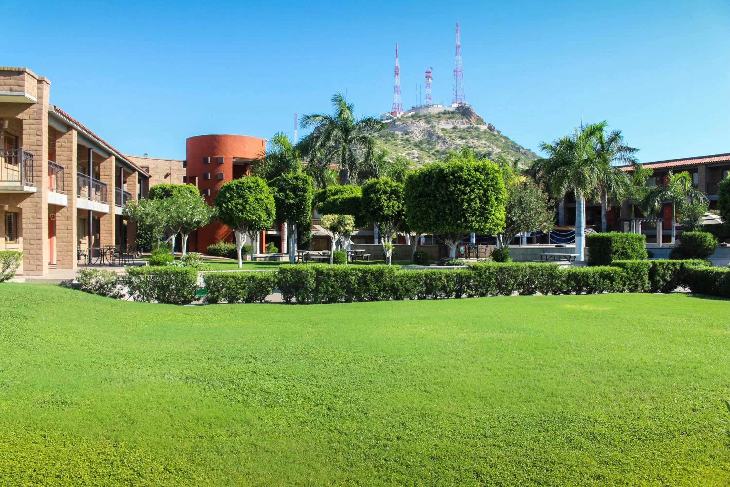 Garden in Hotel Colonial Hermosillo