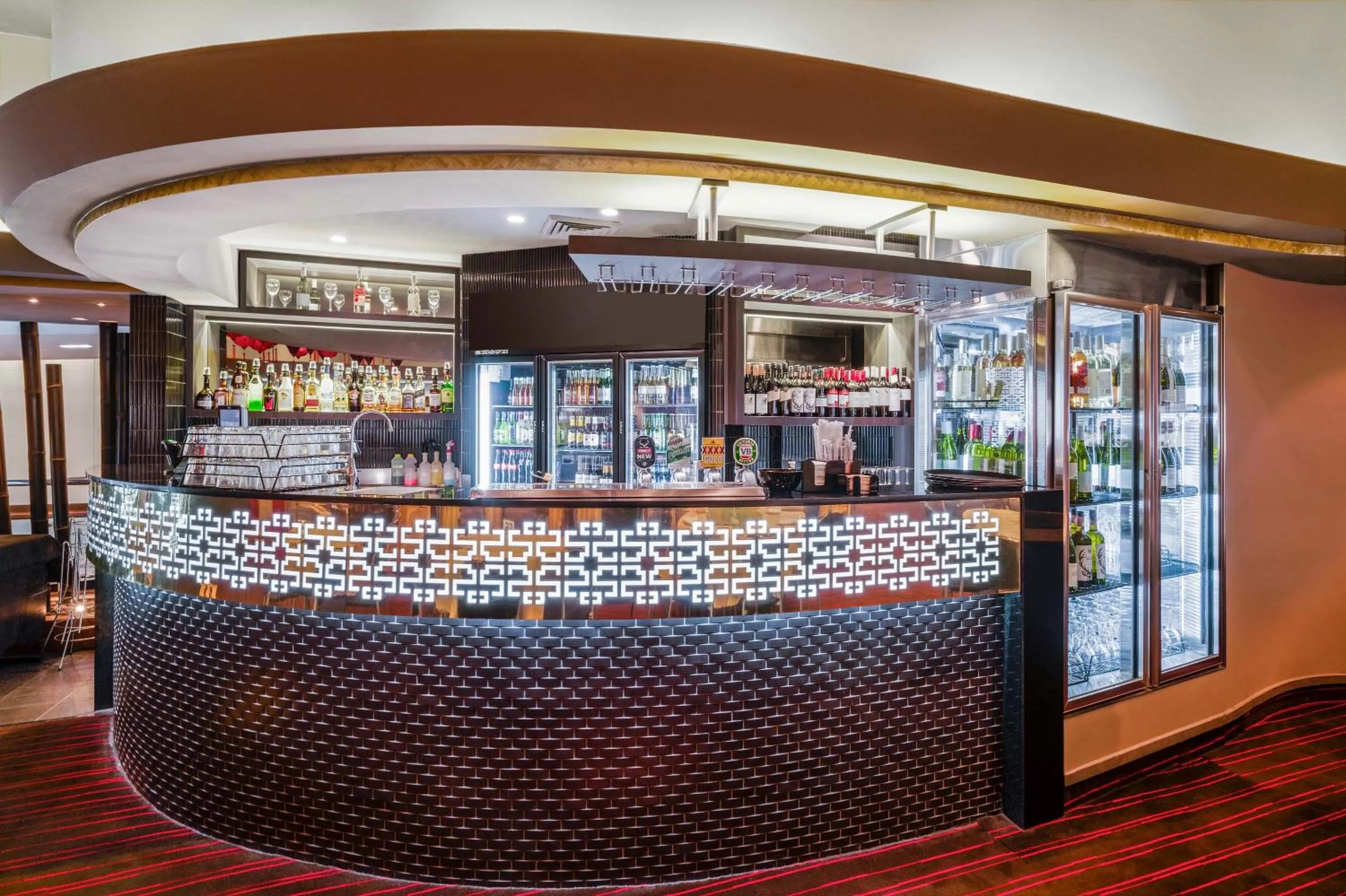 Lounge or bar in The Sebel Twin Towns