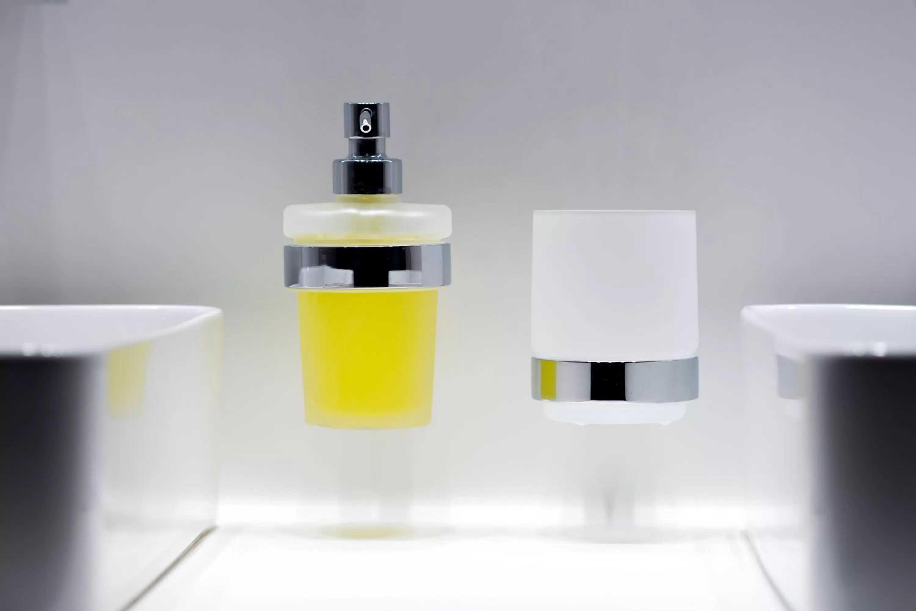 Bathroom in Kastro Hotel