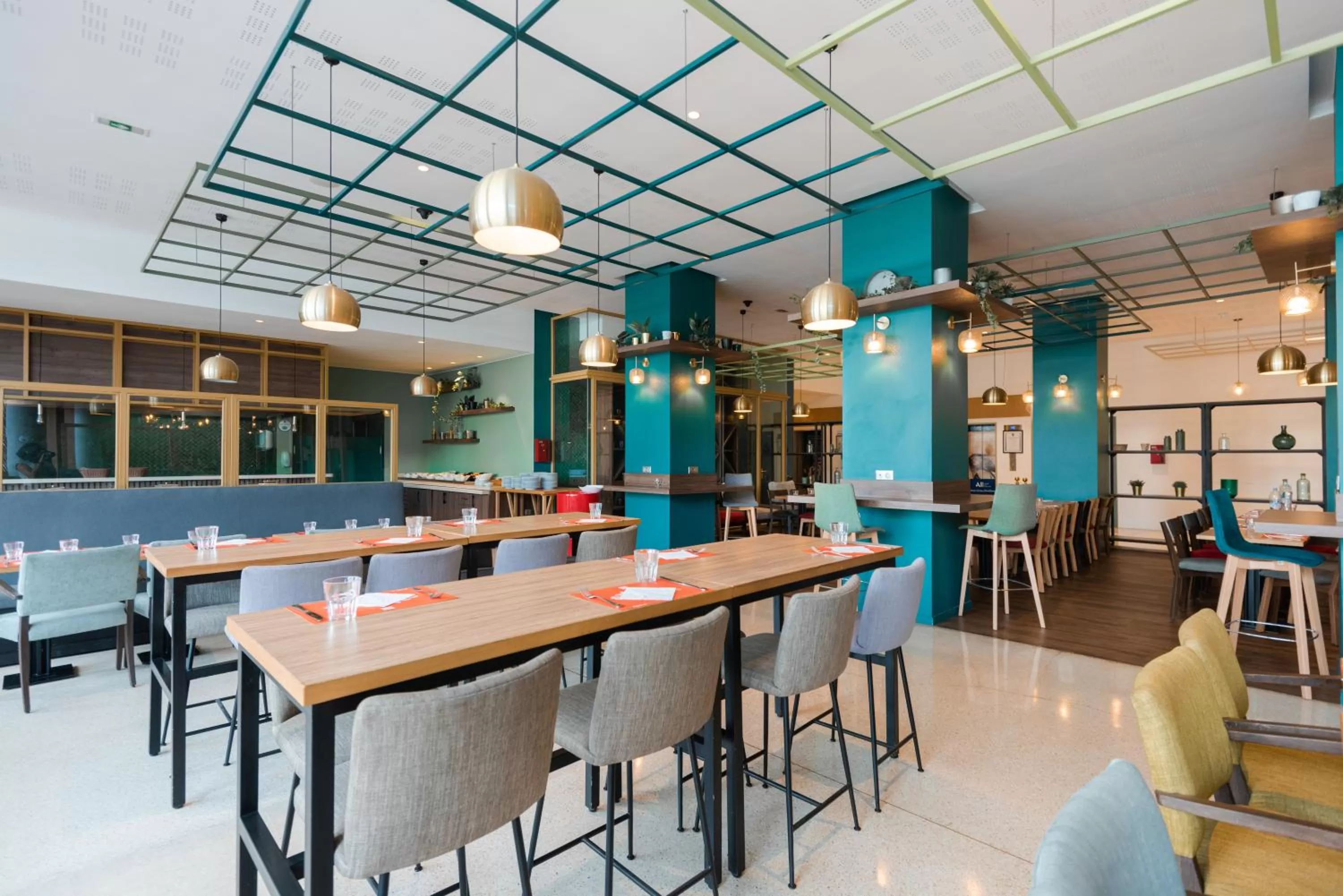 Restaurant/places to eat in Ibis Casablanca City Center