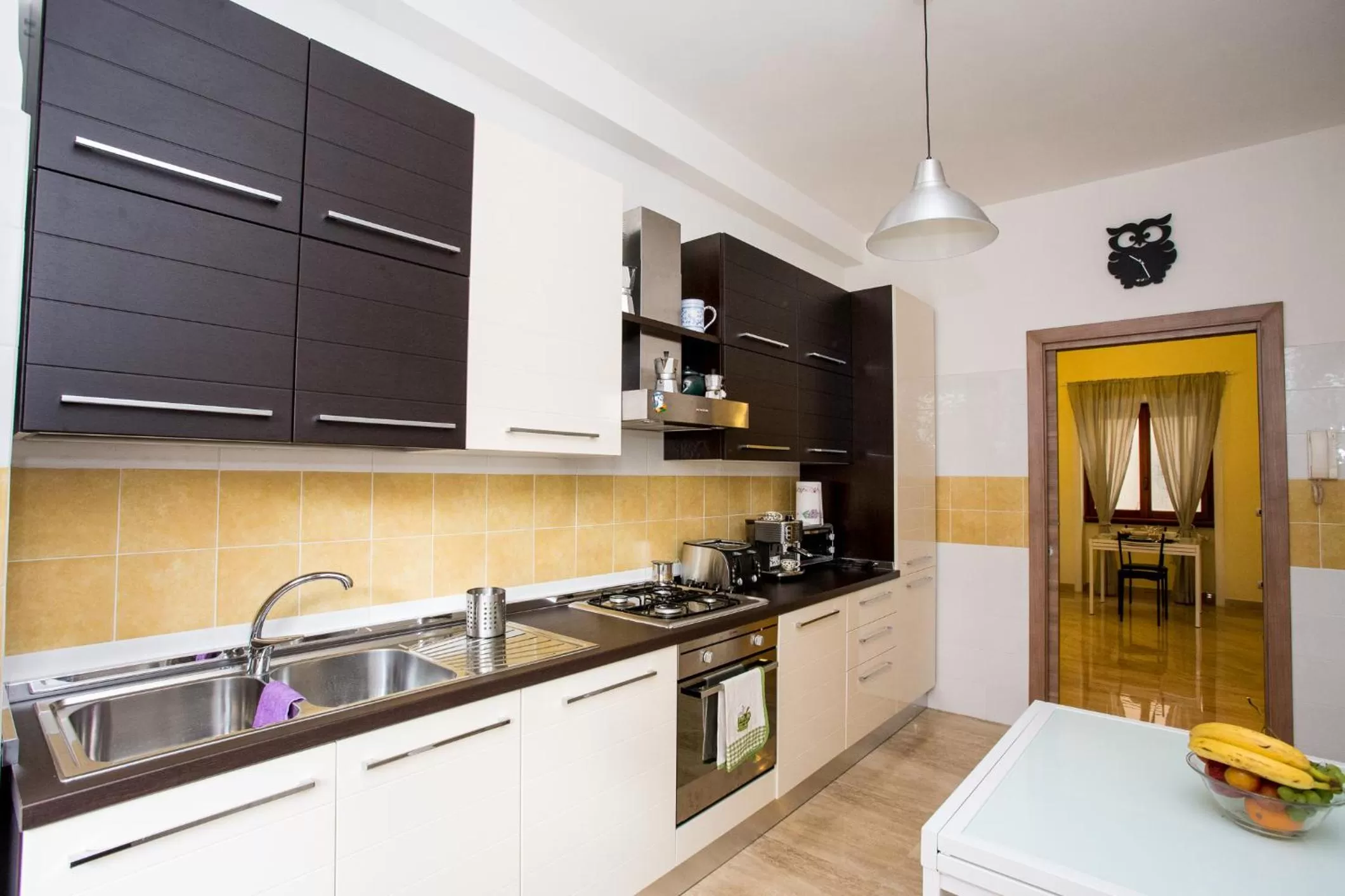 Kitchen or kitchenette in Trastevere's Friends