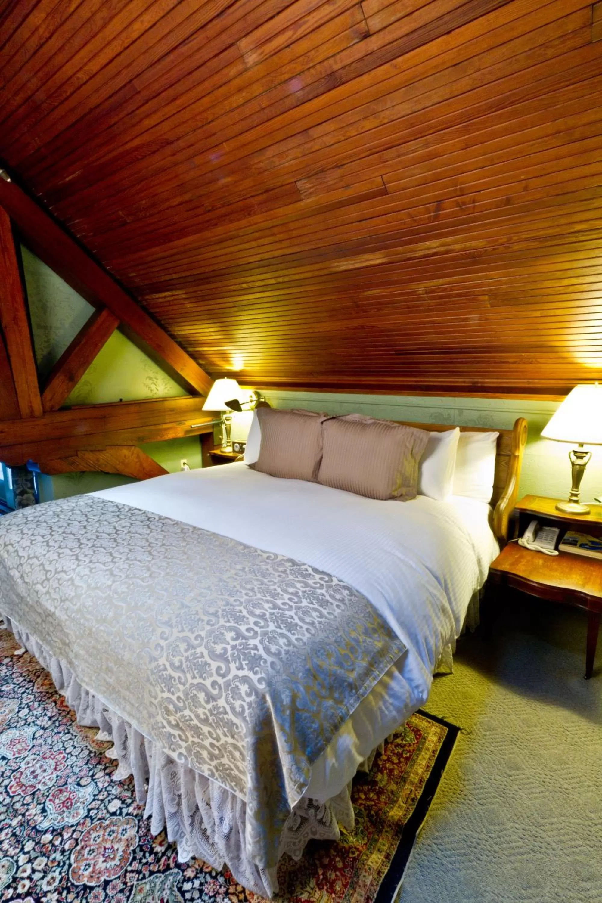 Bed in Belfry Inn and Bistro