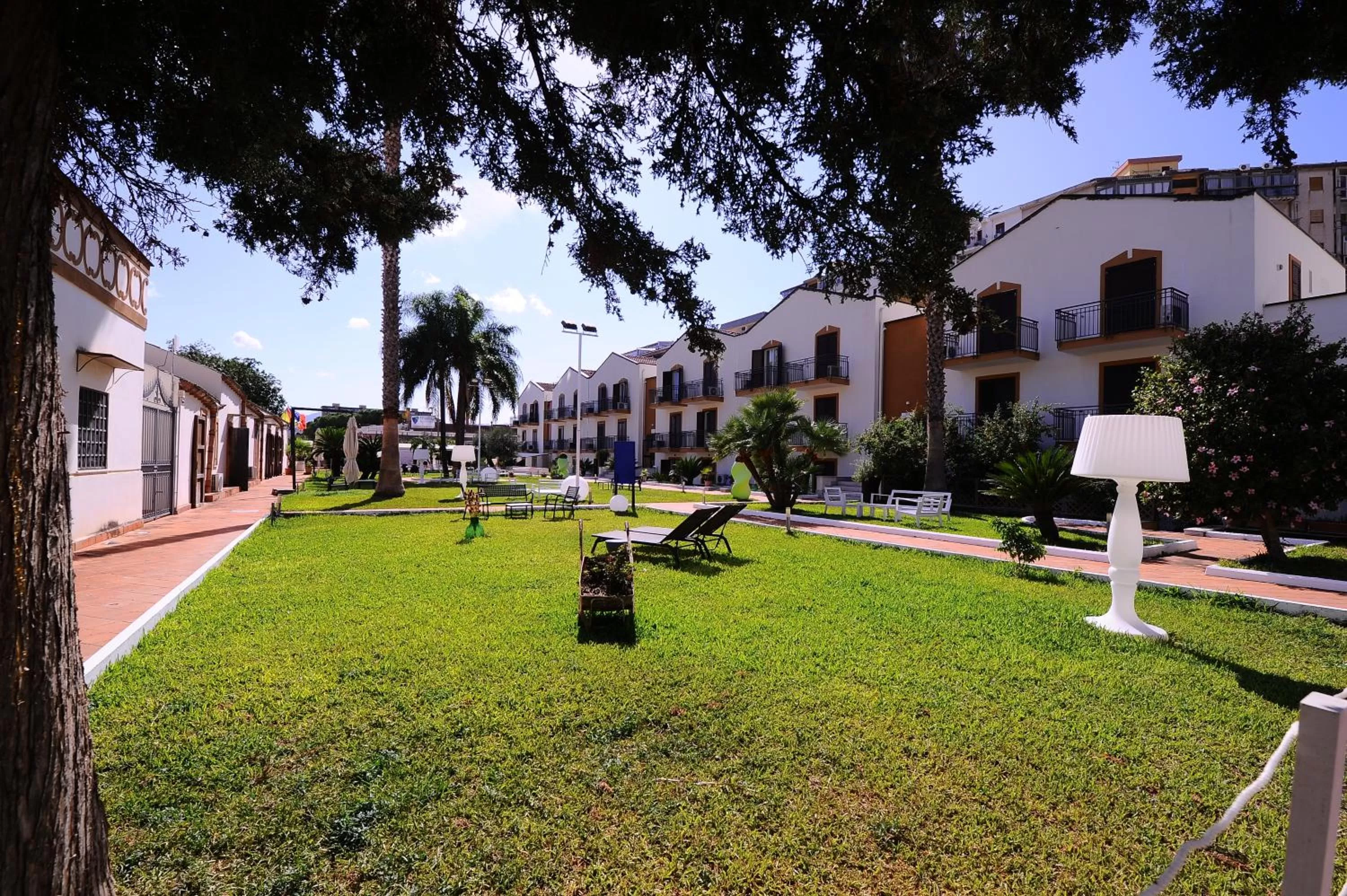 Garden in Casena Dei Colli, Sure Hotel Collection By Best Western