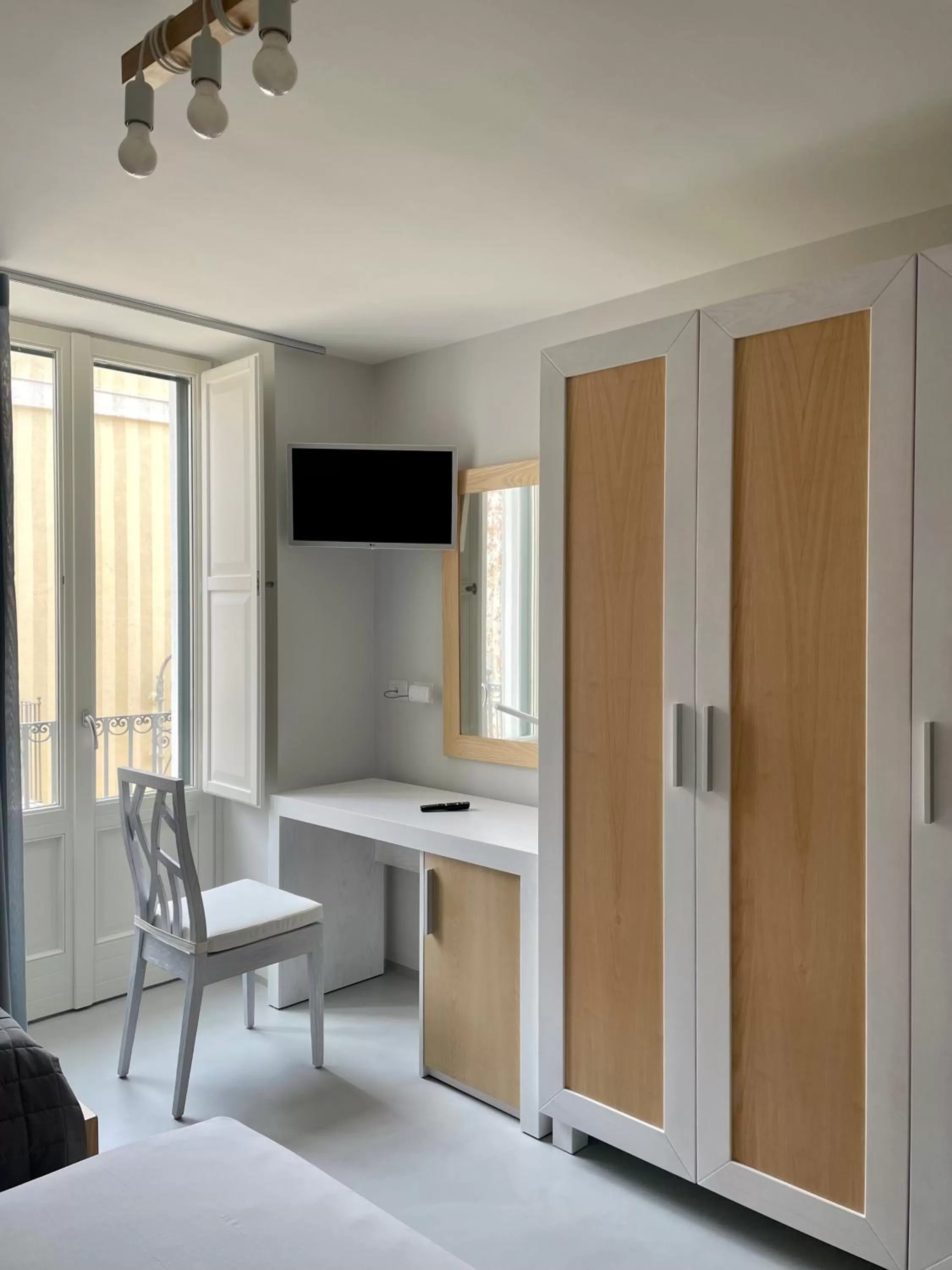 TV and multimedia in manzoniquattro