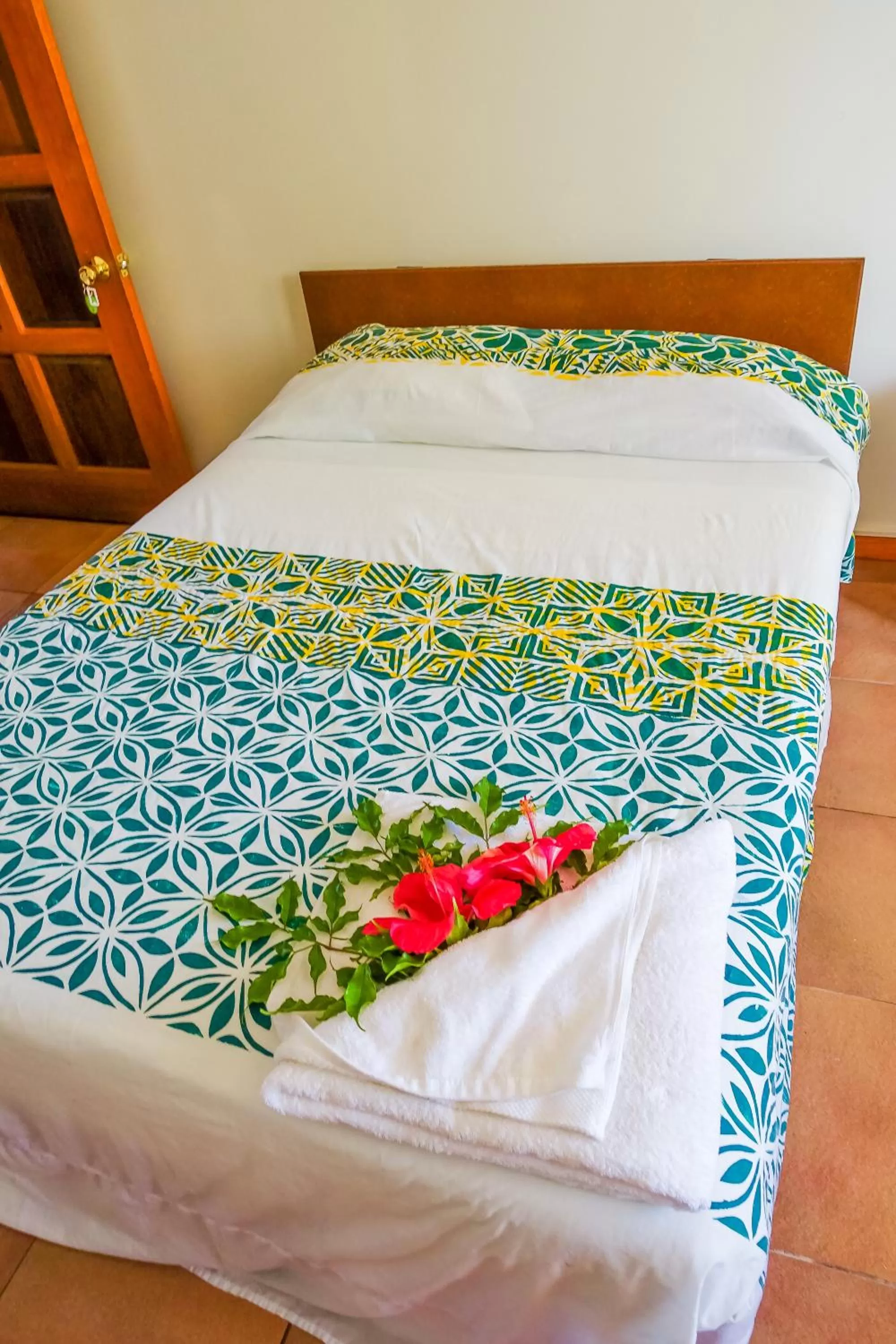 Bed in Lynn's Getaway Hotel