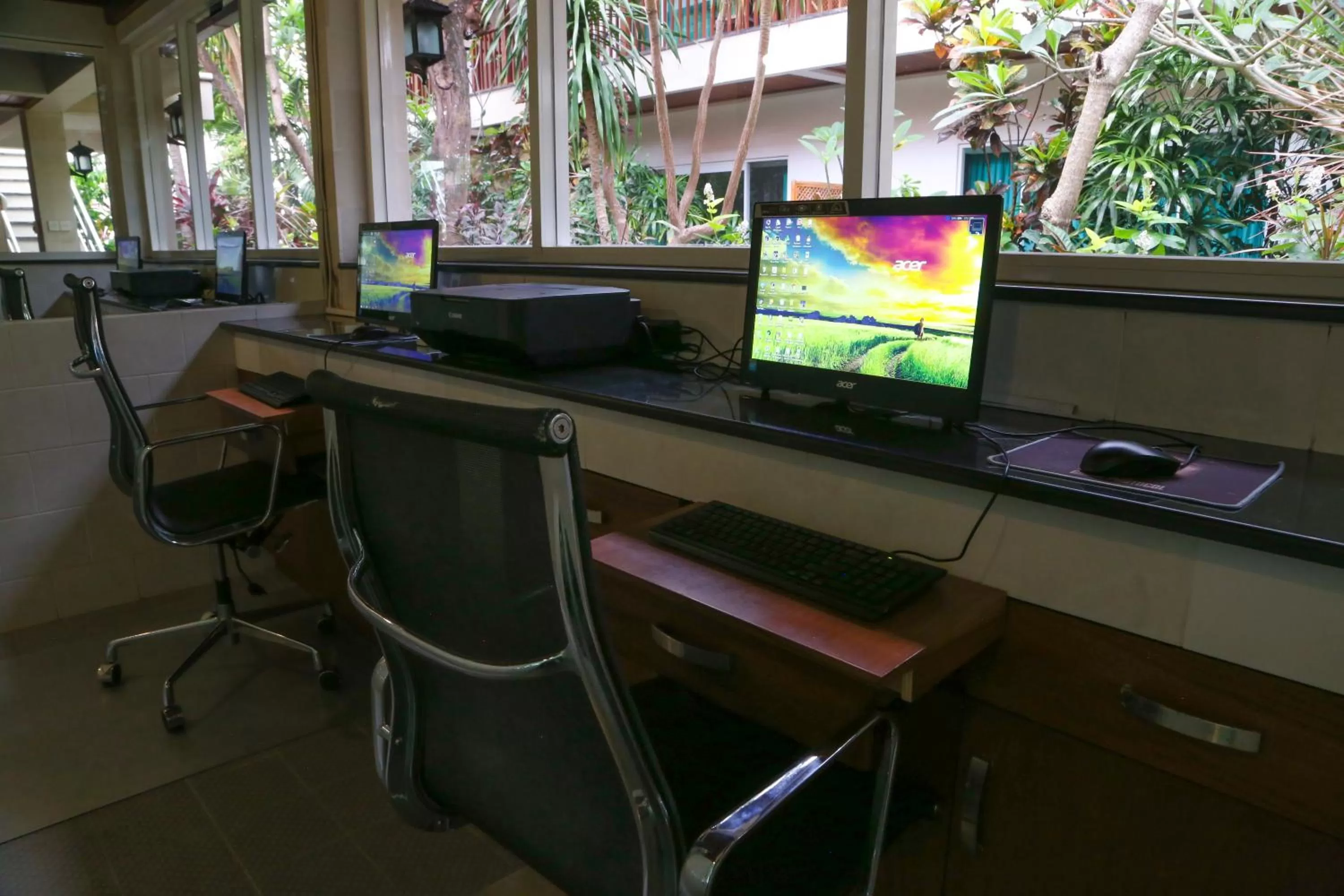 Business facilities in Aquarius Beach Hotel