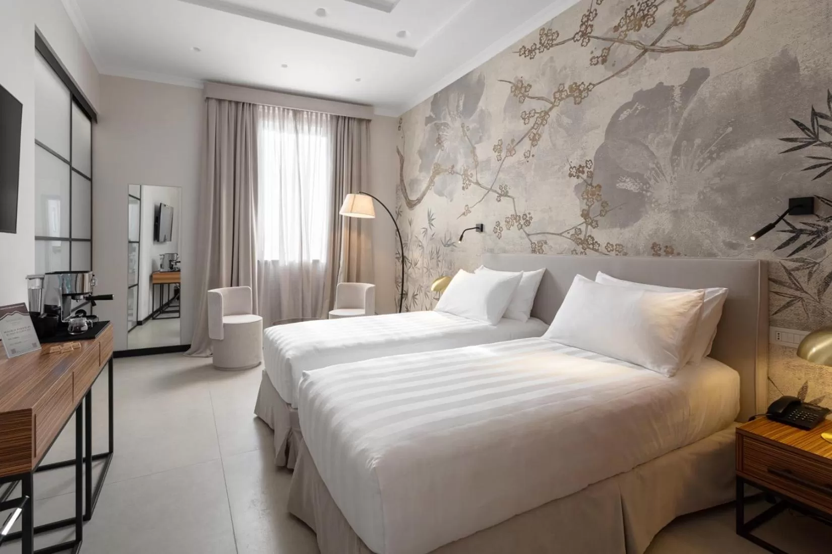 Bedroom, Bed in Hotel Poerio 25 Boutique Stay