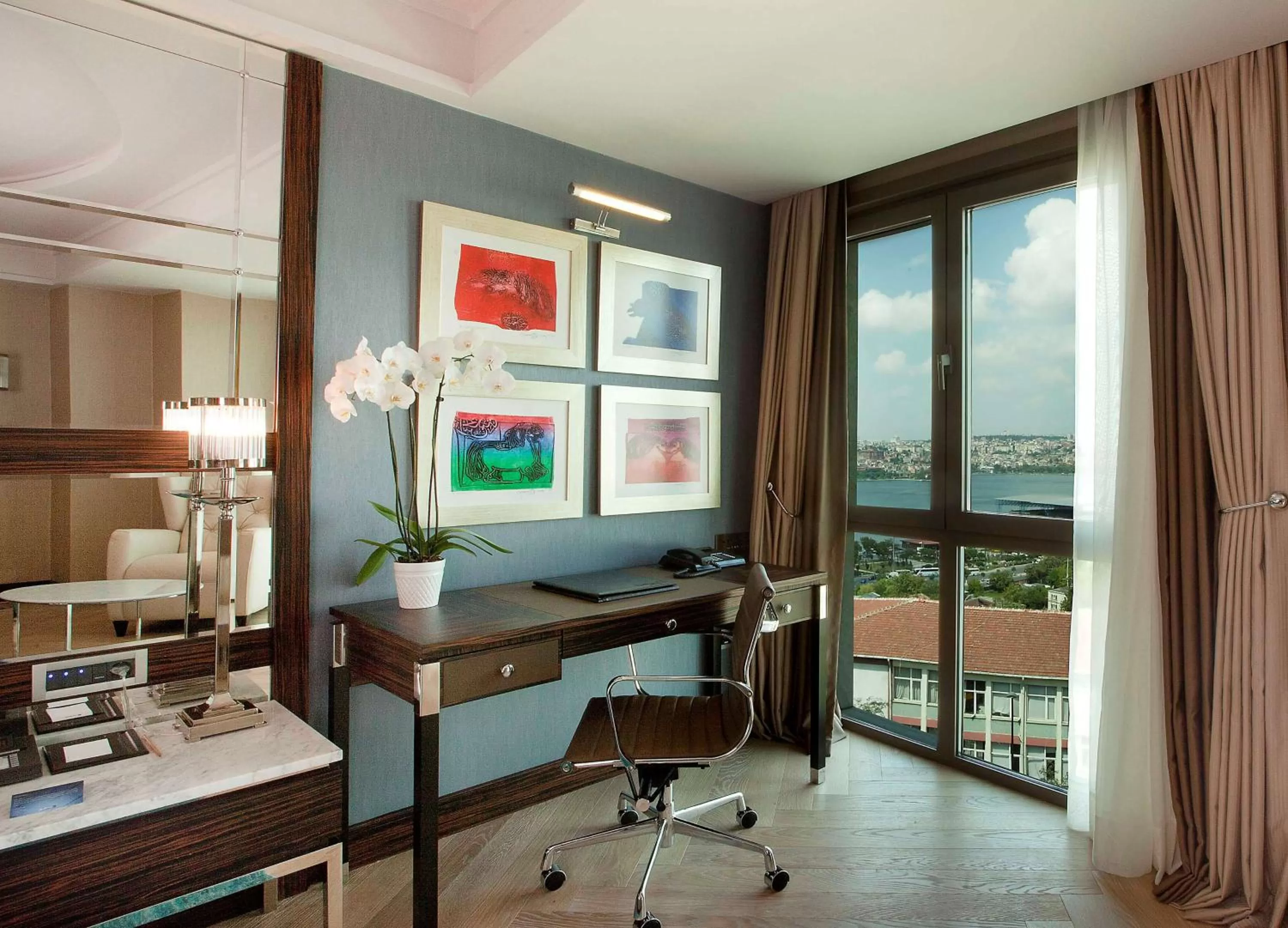 Bedroom in Radisson Blu Hotel Istanbul Pera