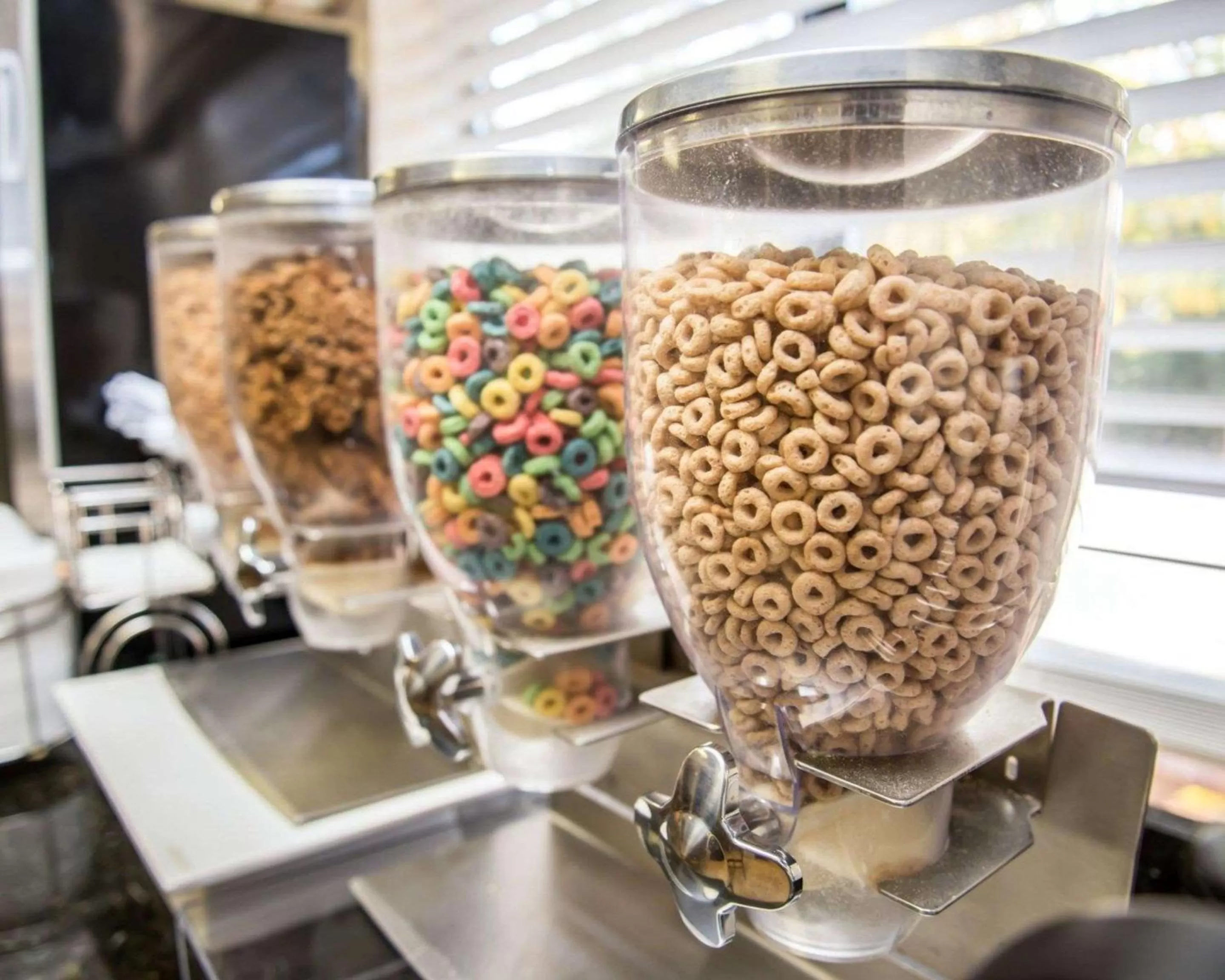 Restaurant/places to eat in Sleep Inn University Place