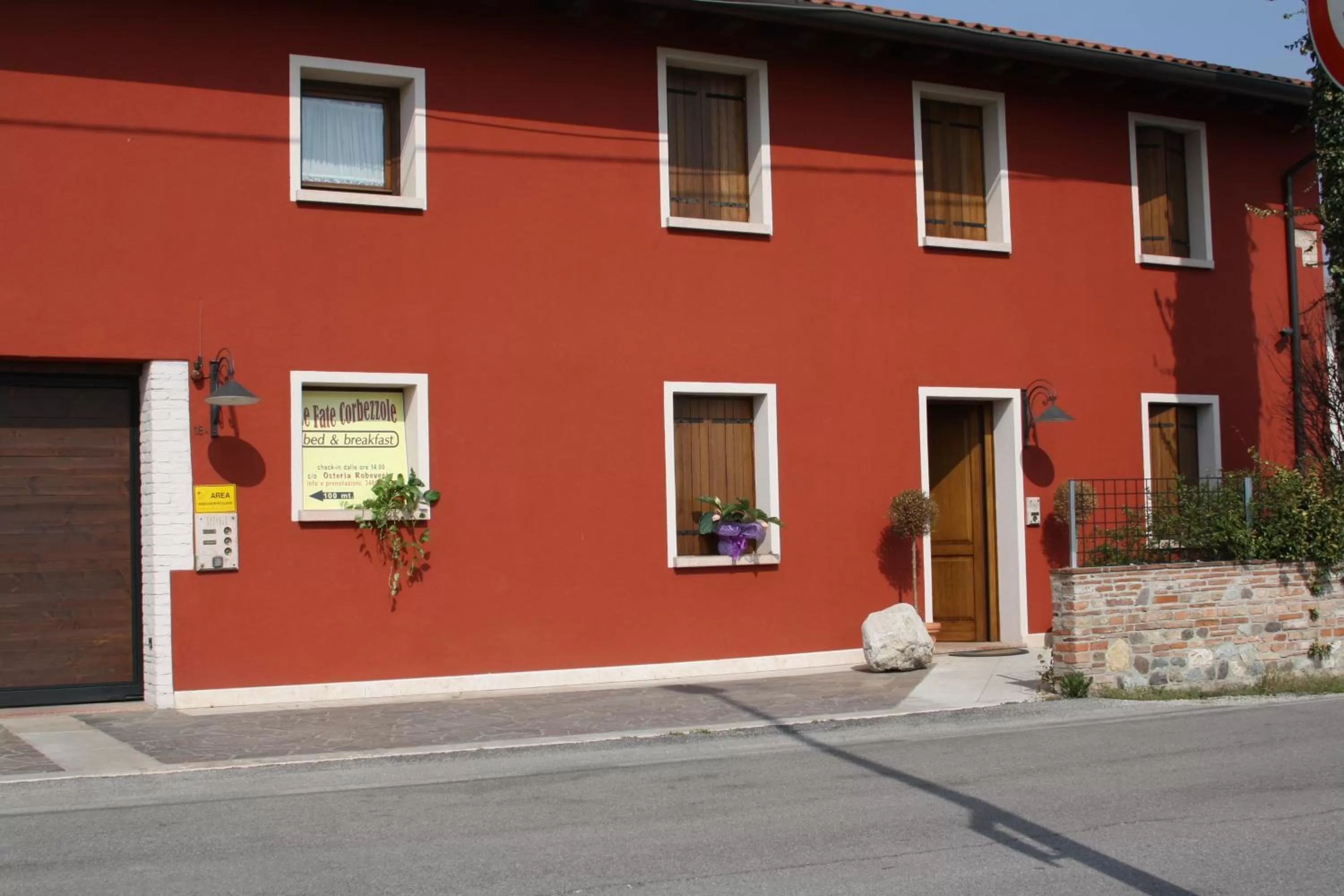 Facade/entrance, Property Building in Le Fate Corbezzole
