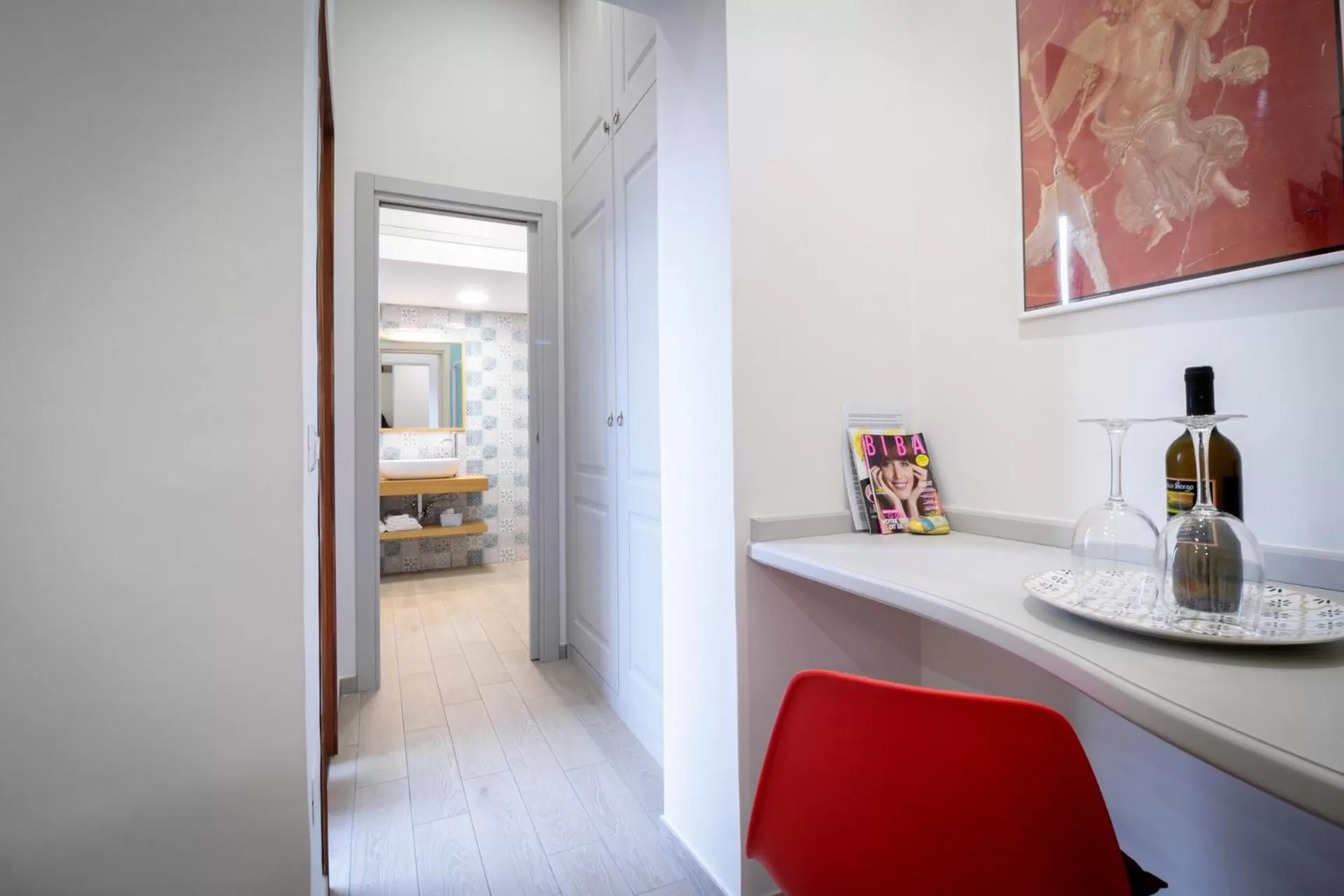 Photo of the whole room in Nolana '86