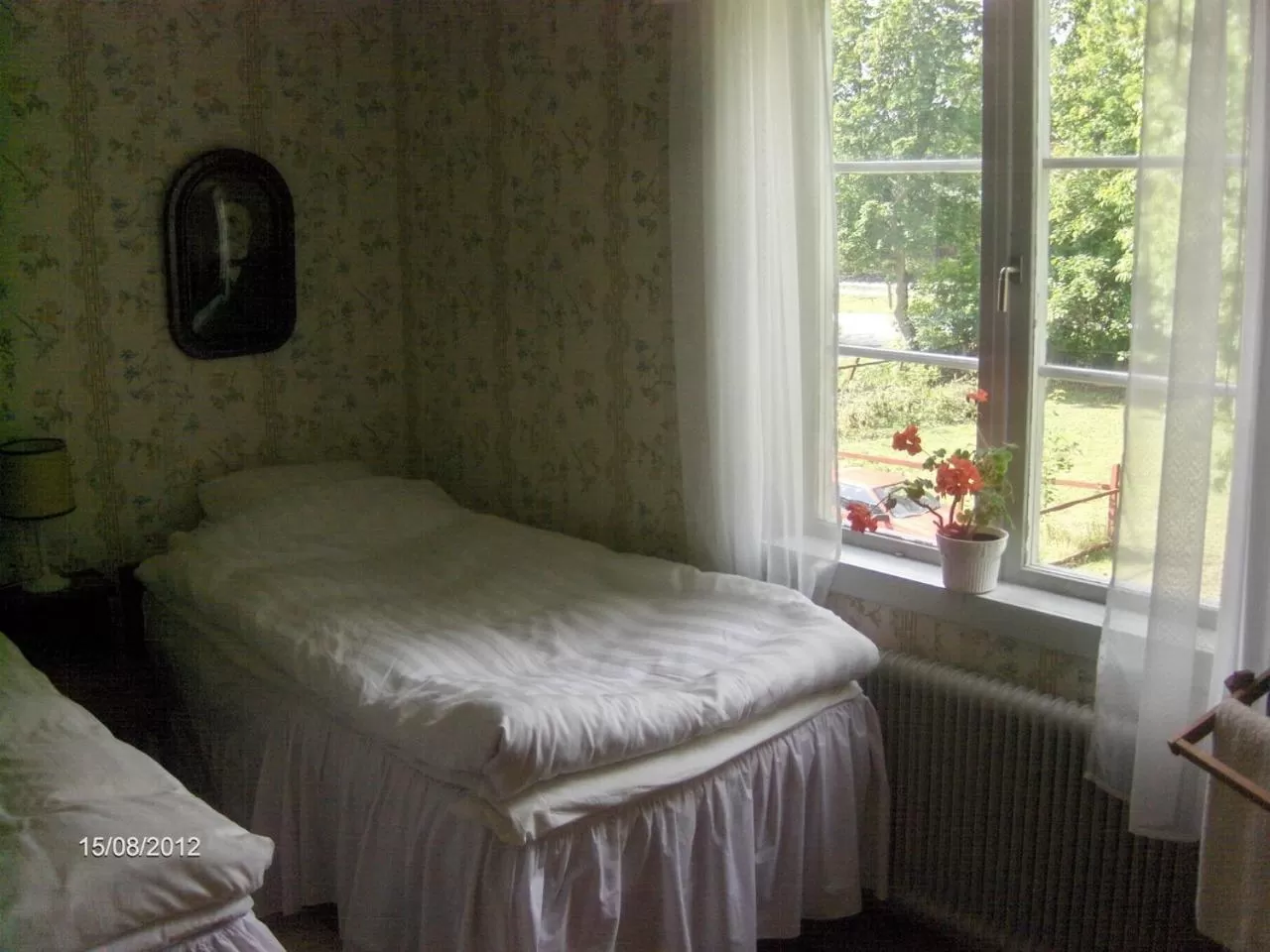 Bed in Mälby Säteri B&B