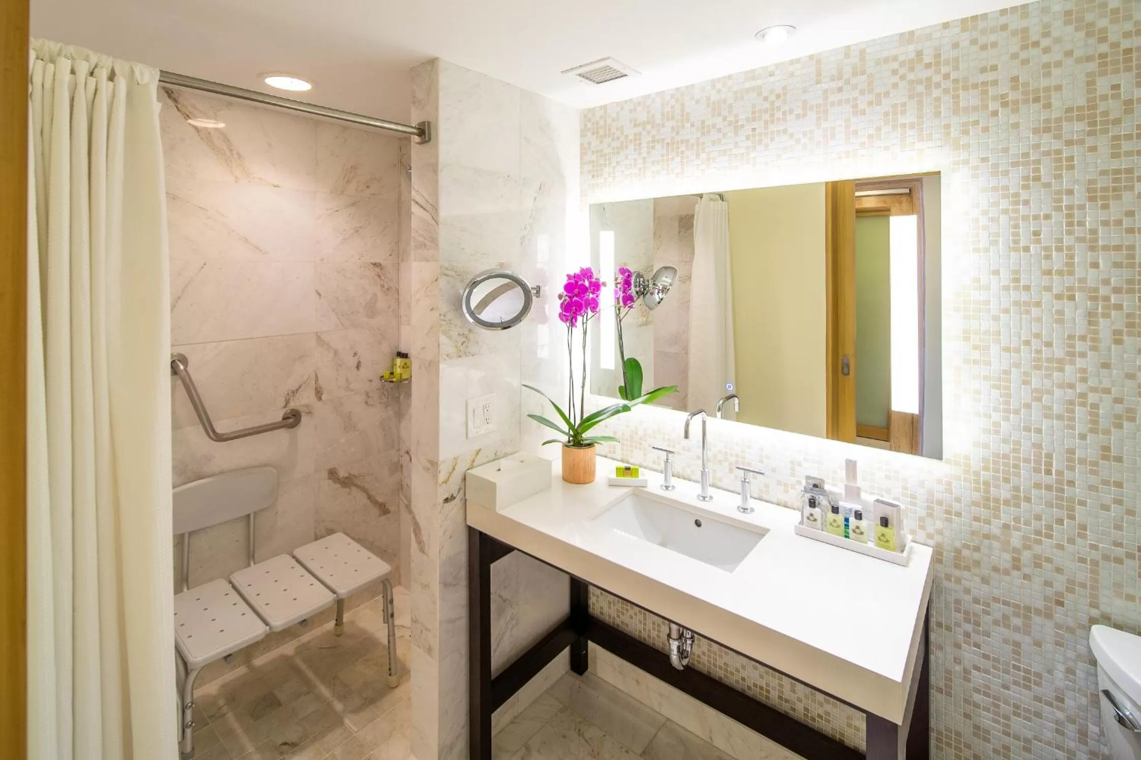Bathroom in InterContinental Real San Pedro Sula by IHG