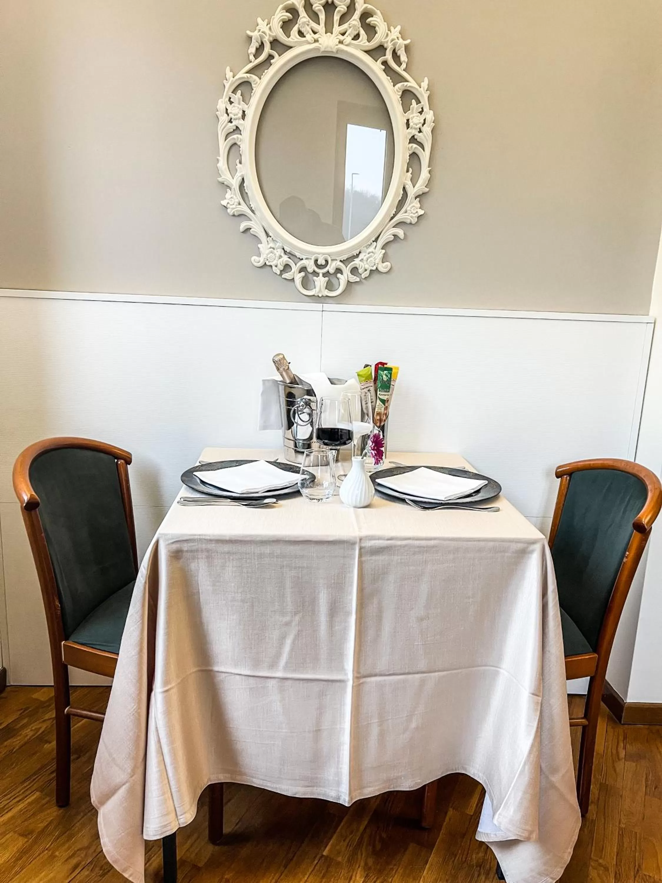 Bathroom in Hotel Elefante