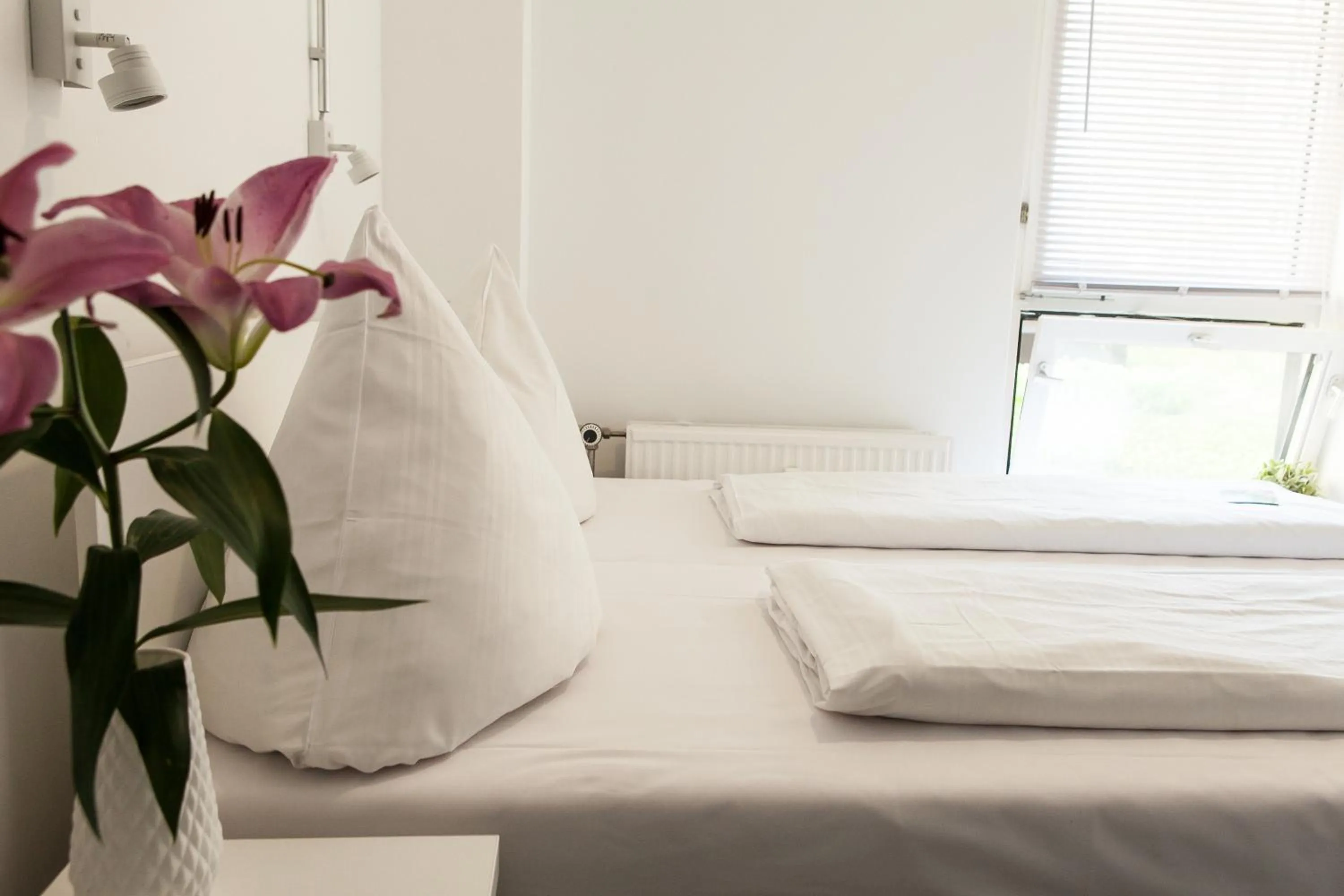 Bed in BNB near Brandenburg Gate - Rooms & Apartments