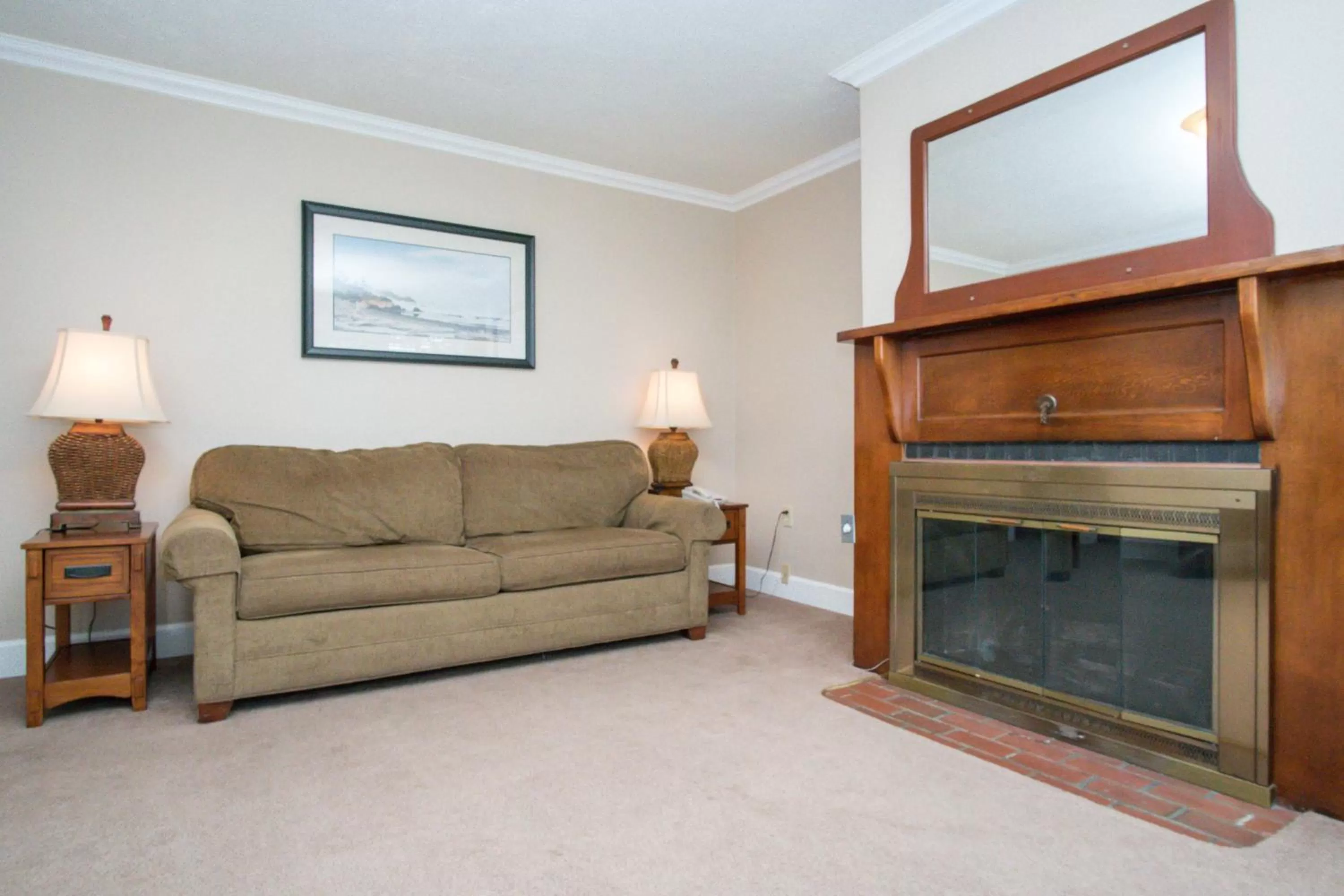 Seating Area in Ecola Creek Lodge