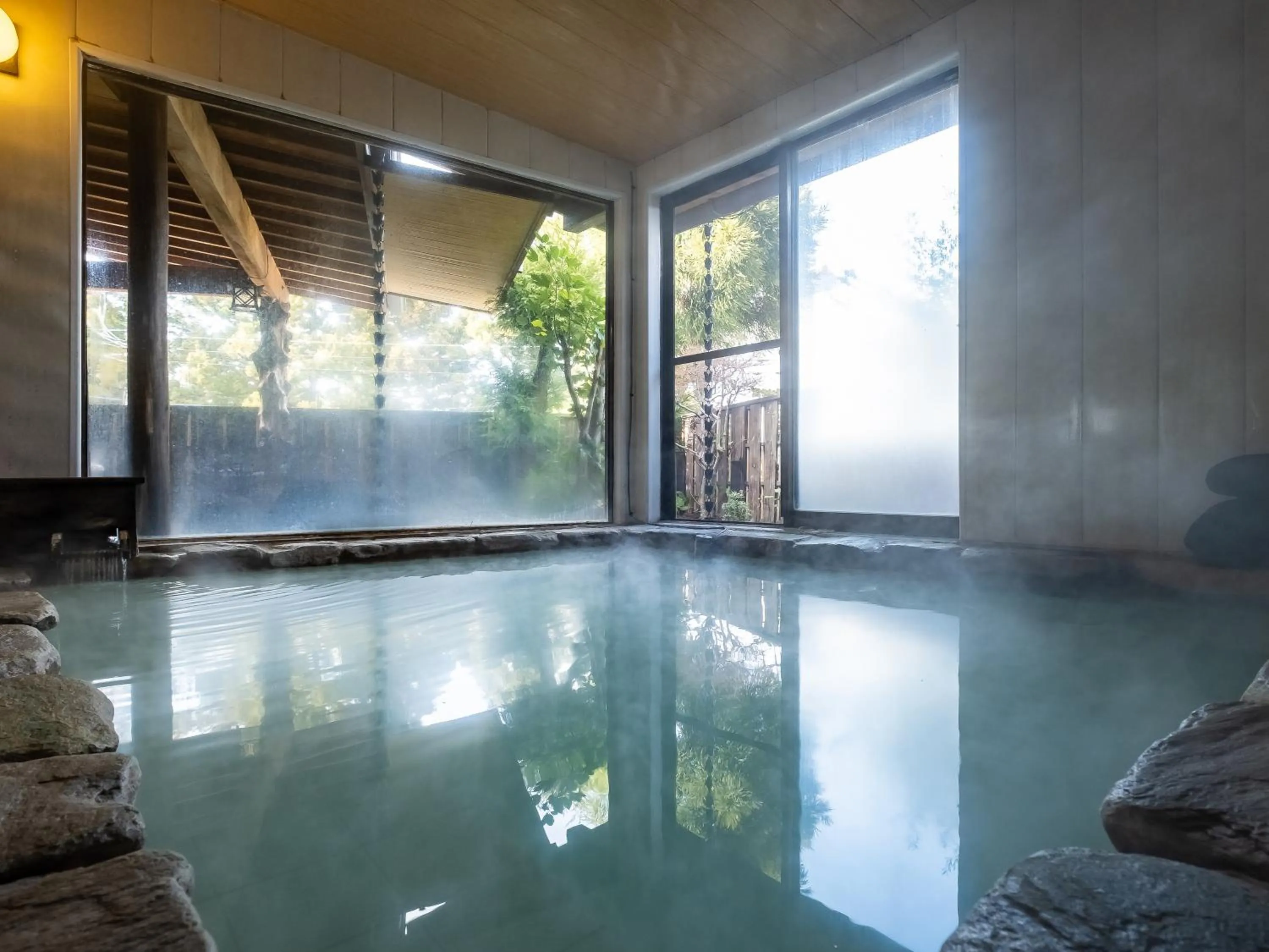 Hot Spring Bath in Shirayunoyado Yamadaya Hakone Gora