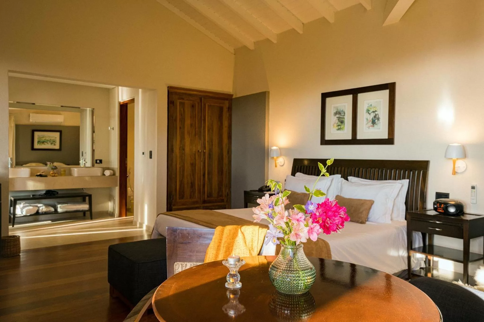 Dining Area in Kuriuwa Hotel