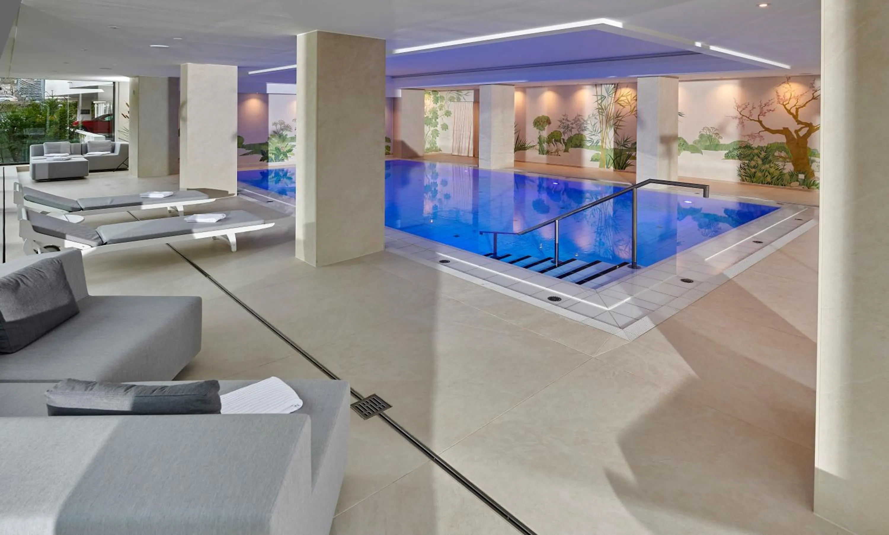 Pool view in Insel-Hotel Heilbronn