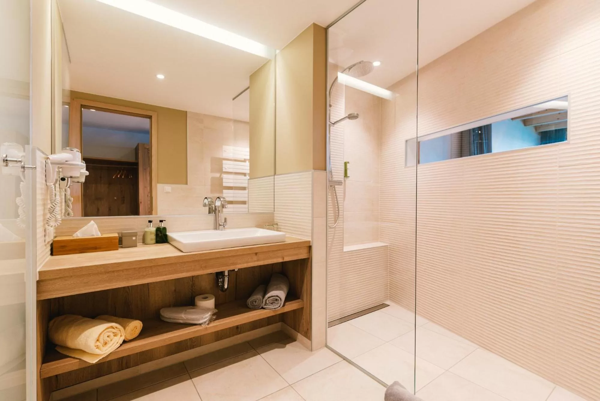 Shower in Insel der Sinne