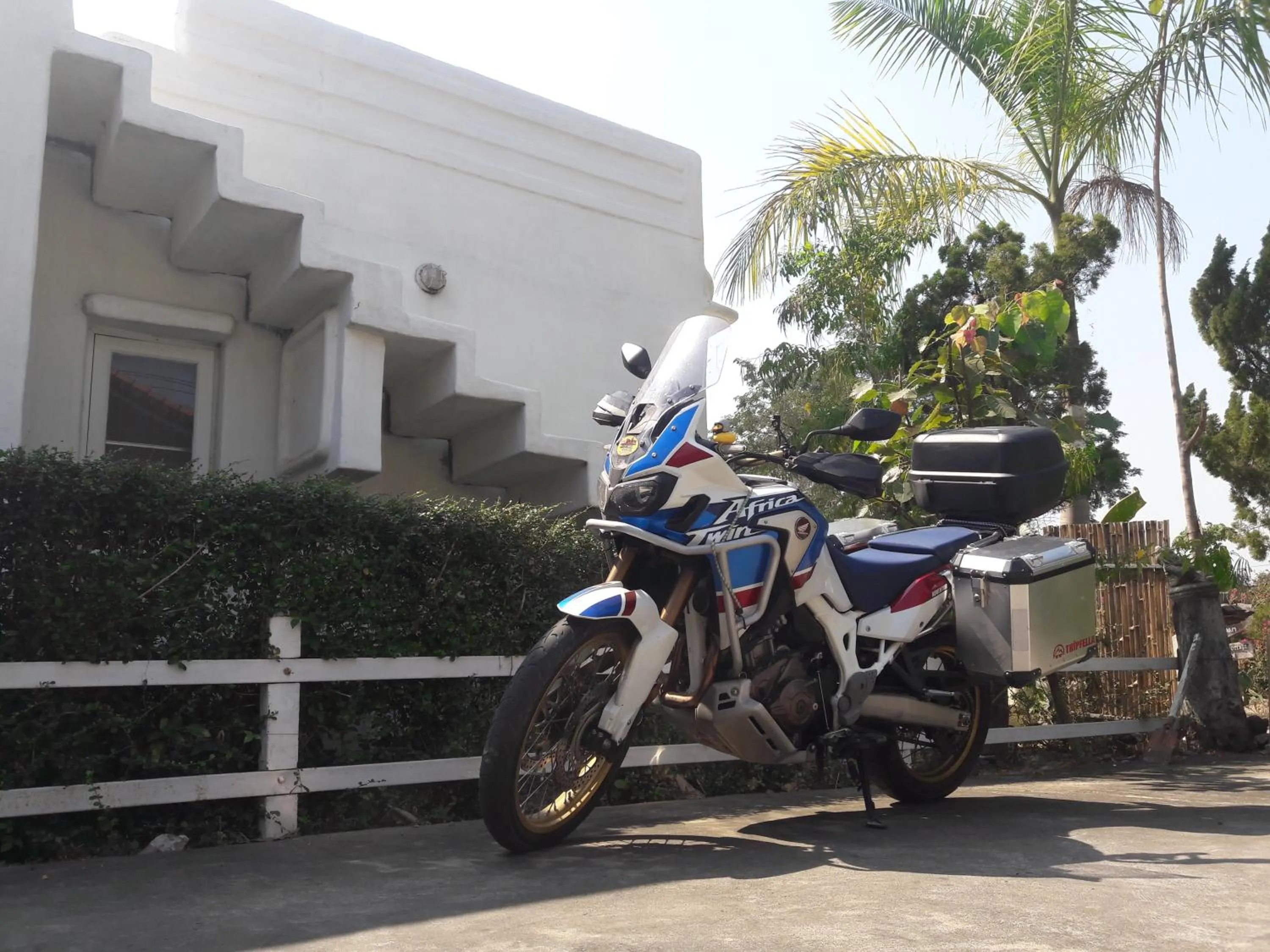 Scenic Riverside Resort