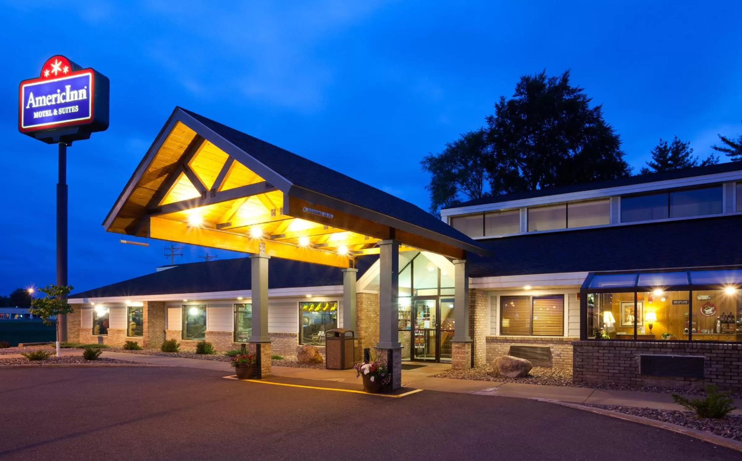 Facade/entrance in AmericInn by Wyndham Chippewa Falls