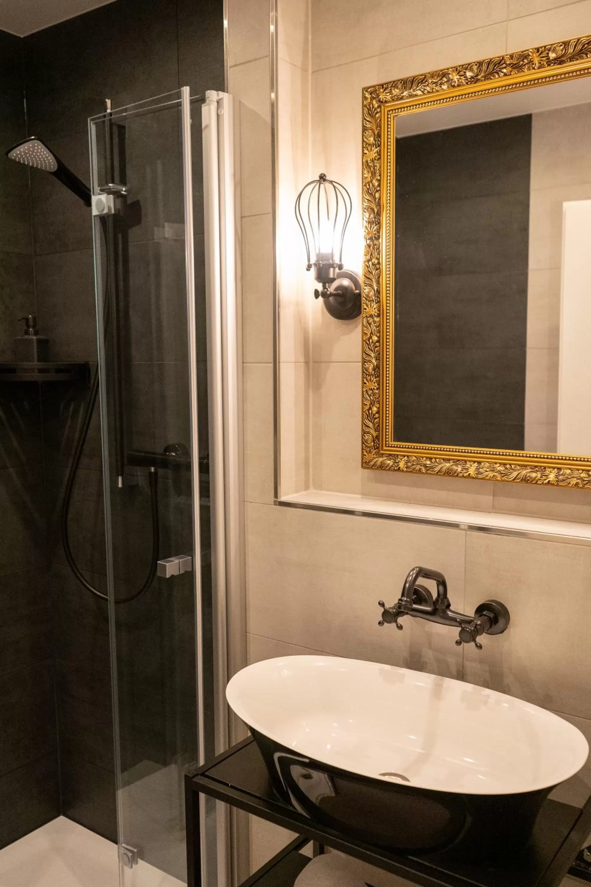 Shower in Hotel Haus Hohenstein