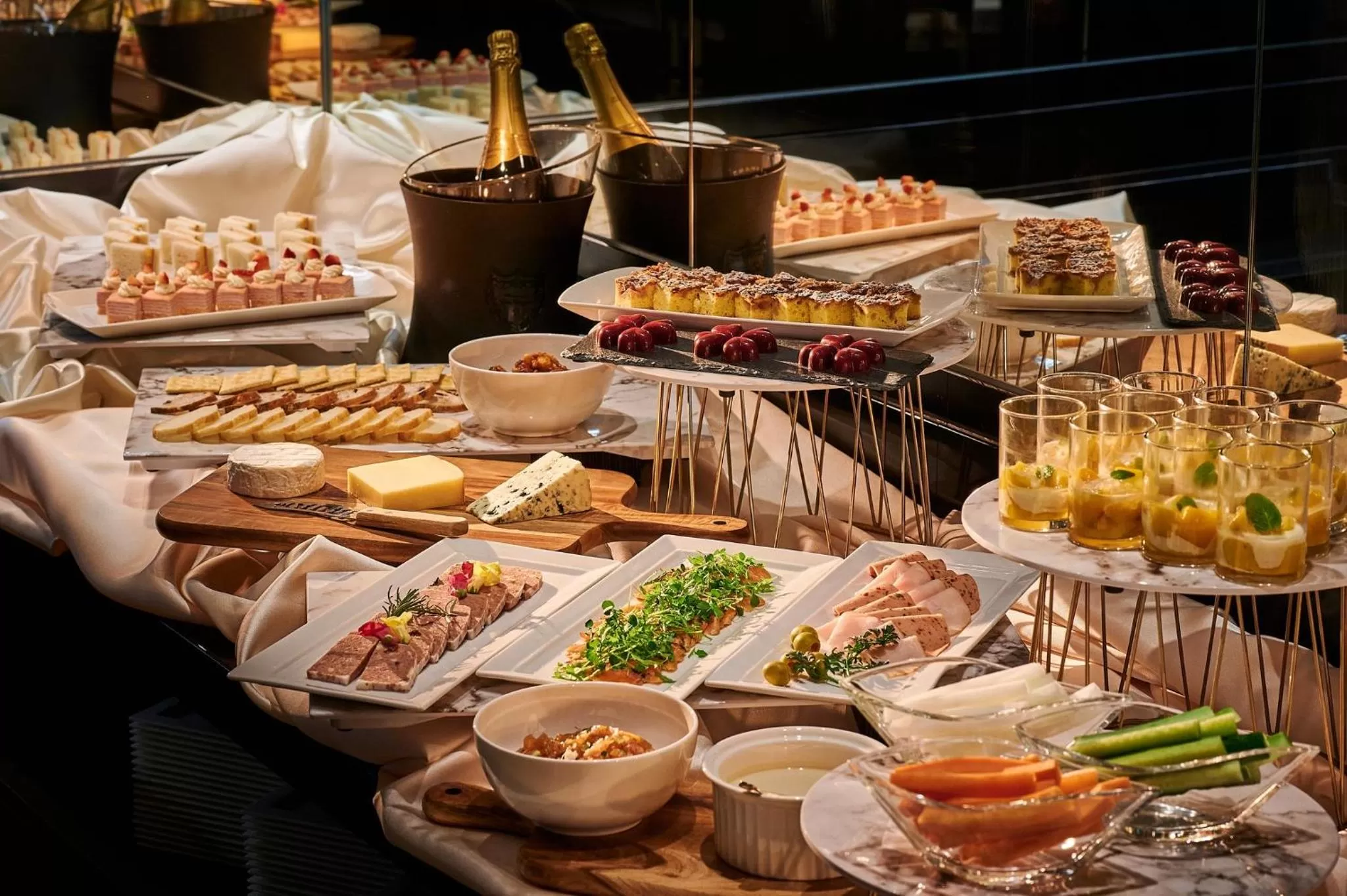 Restaurant/places to eat in InterContinental Tokyo Bay by IHG