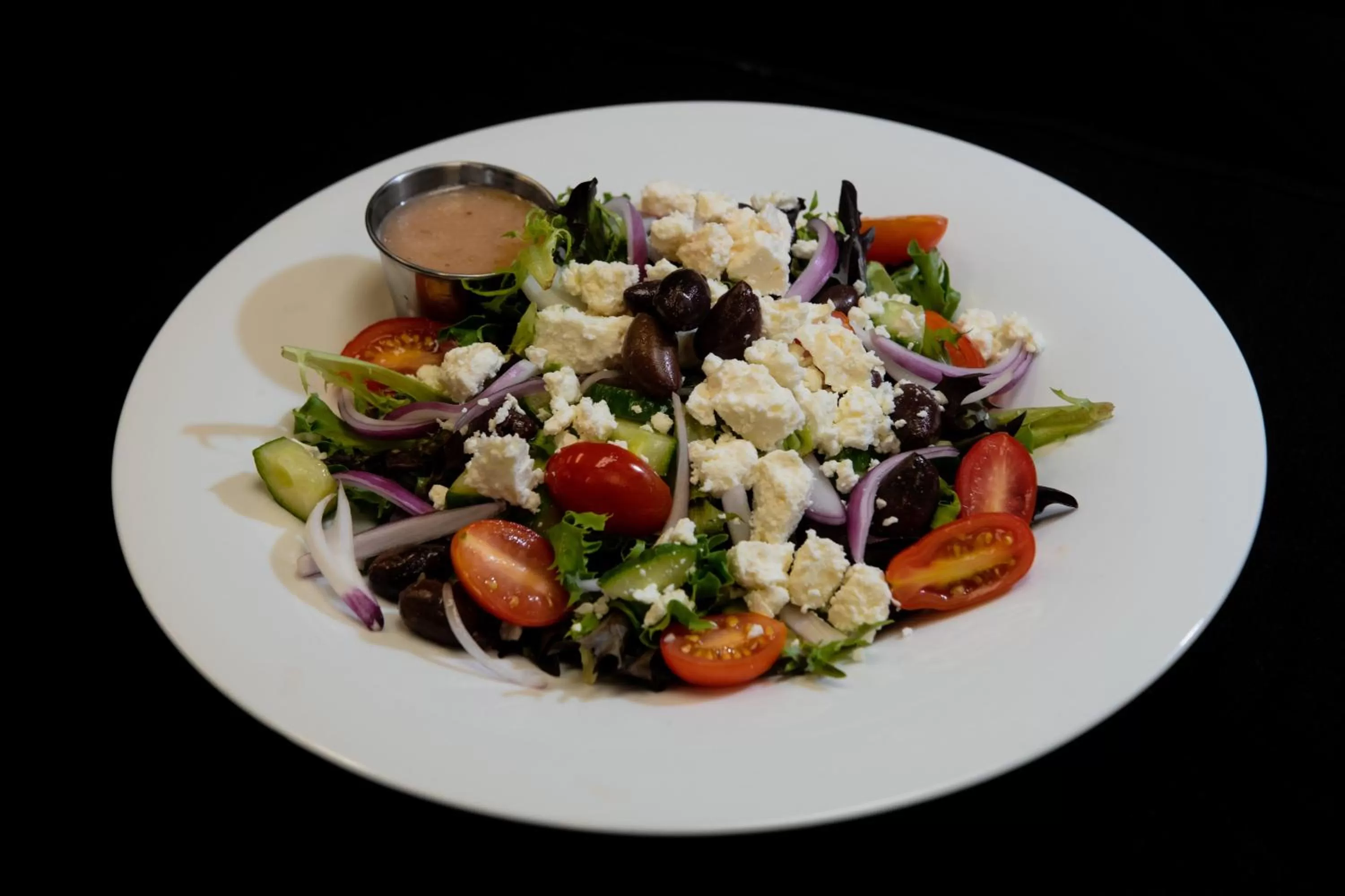 Restaurant/places to eat in Holiday Inn Newark International Airport