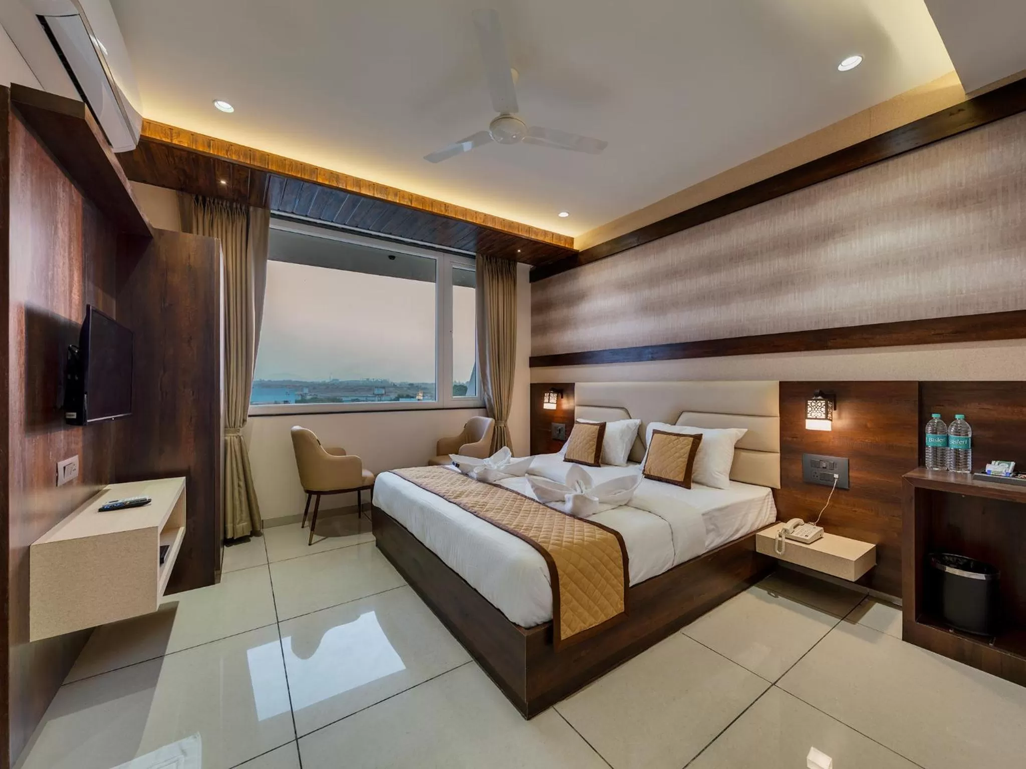 Bed in Golden Leaf Resort