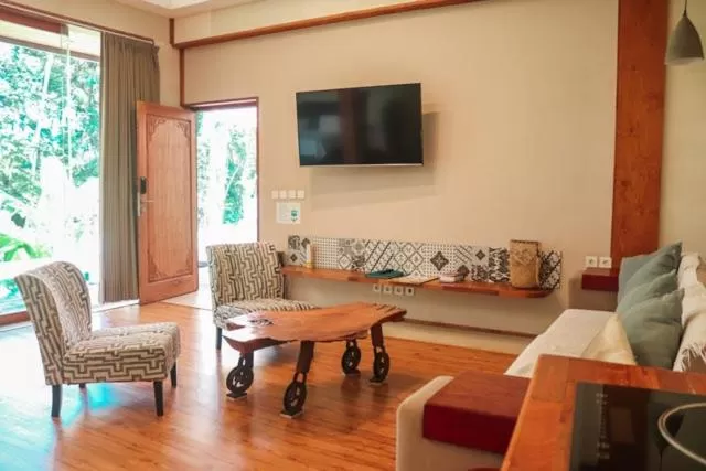 Living room, Seating Area in Villa Merdu Ubud