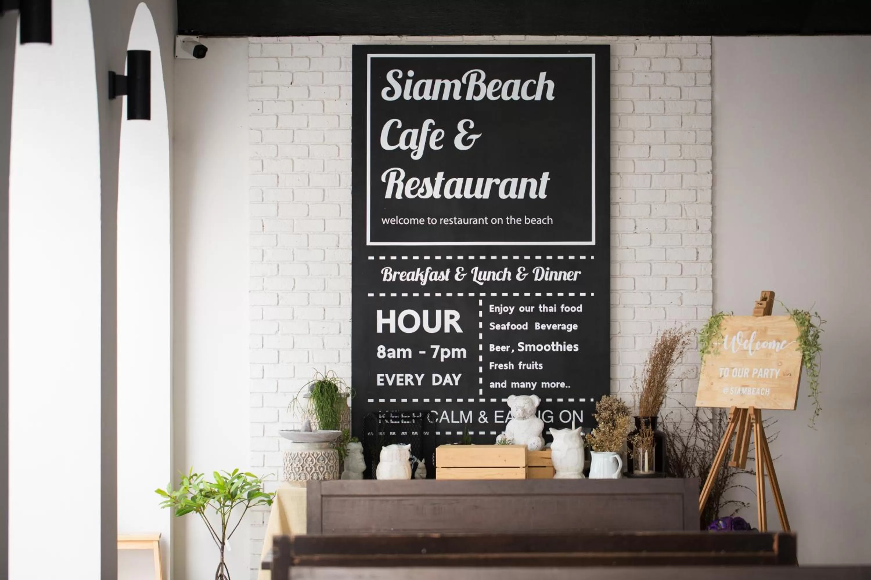 Restaurant/places to eat in Siambeach Resort