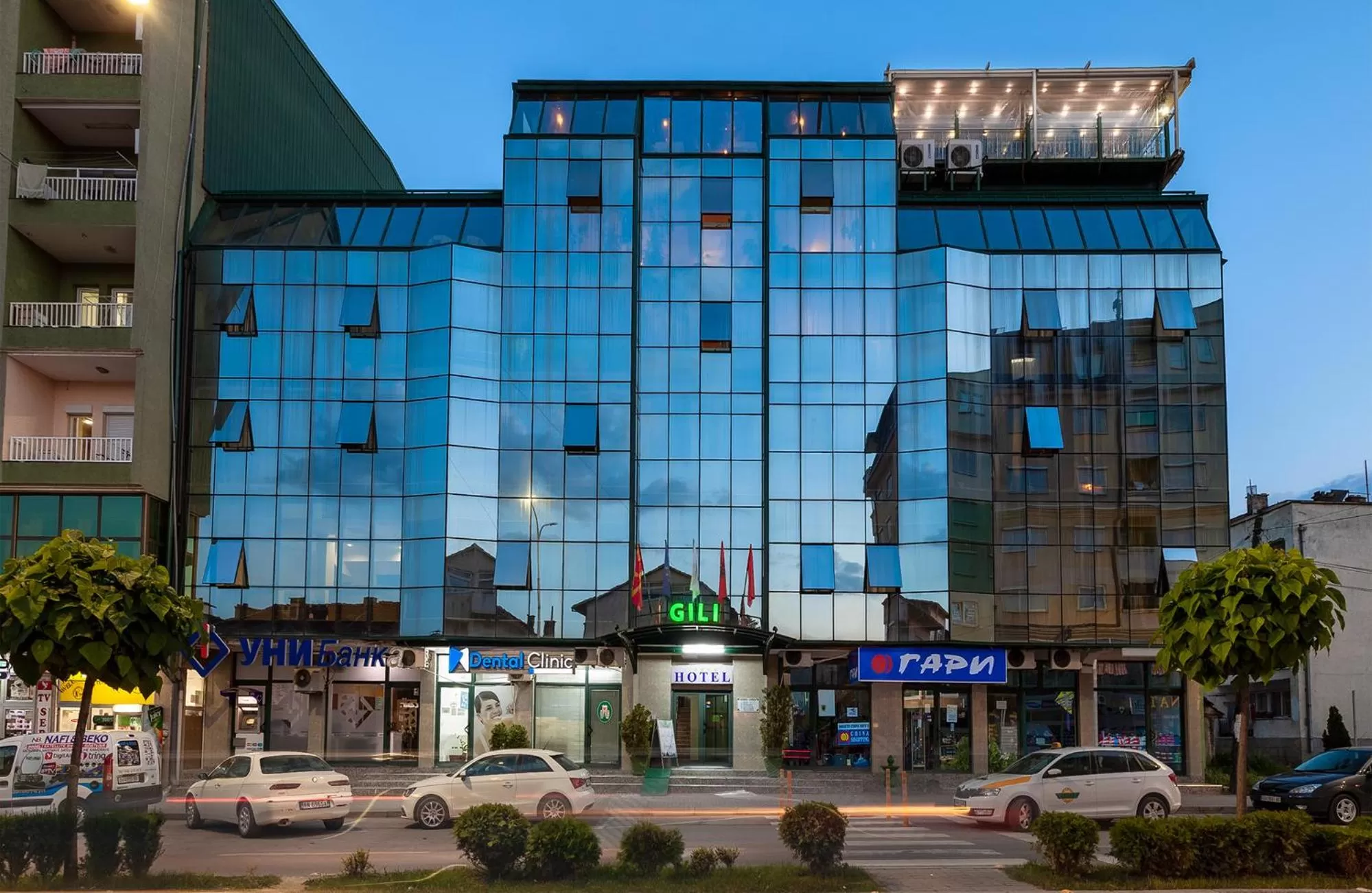 Facade/entrance in Hotel Green Center Gili