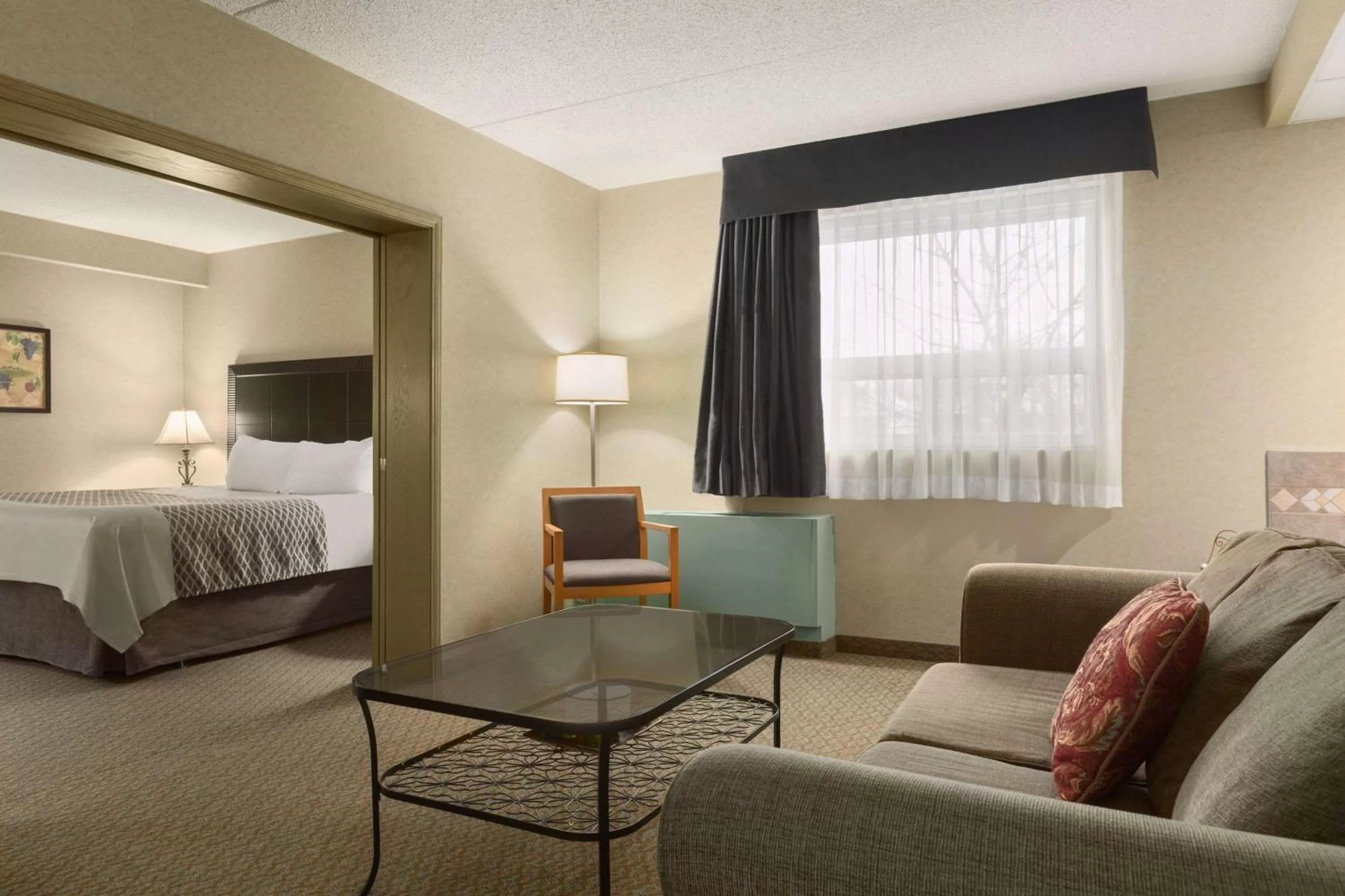 Photo of the whole room, Bed in Travelodge by Wyndham Winnipeg East