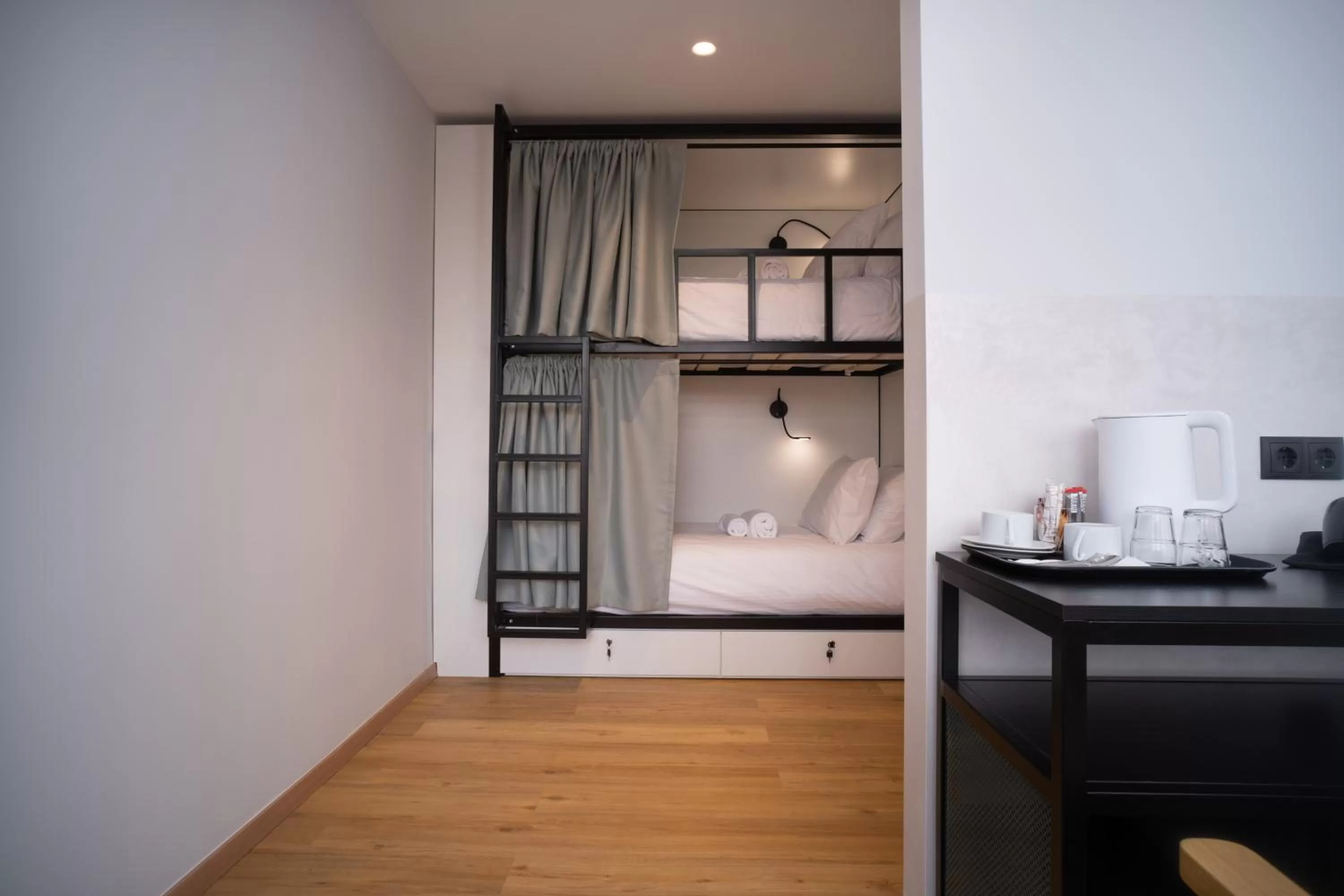 bunk bed, Bed in PAREA Athens