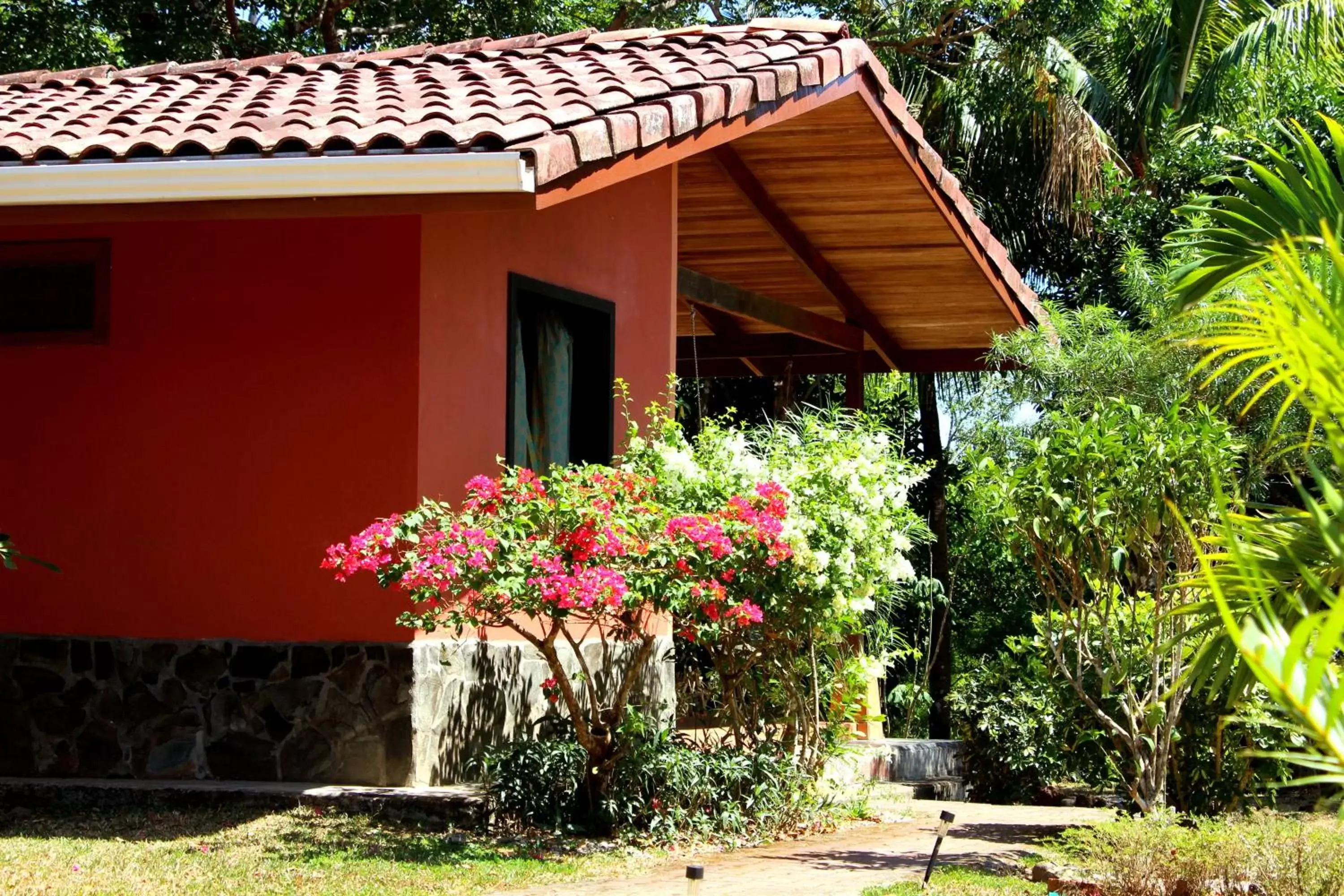 Apartment with Pool View in El Mirador Glamping & Apartments & Woodhouse & Swimingpool Apartment with Pool View in El Mirador Glamping & Apartments & Woodhouse & Swimingpool