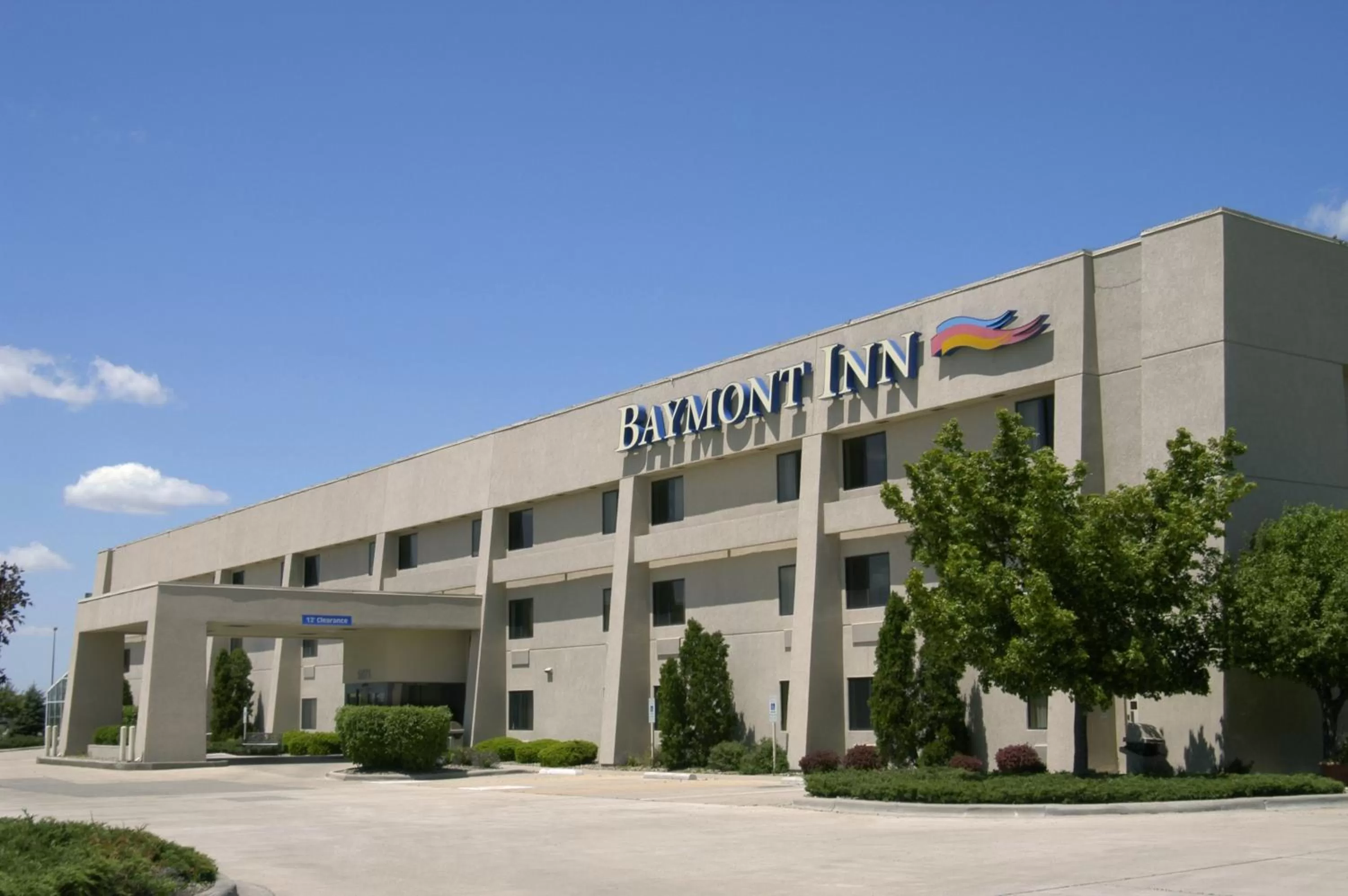 Property building in Baymont by Wyndham Springfield IL