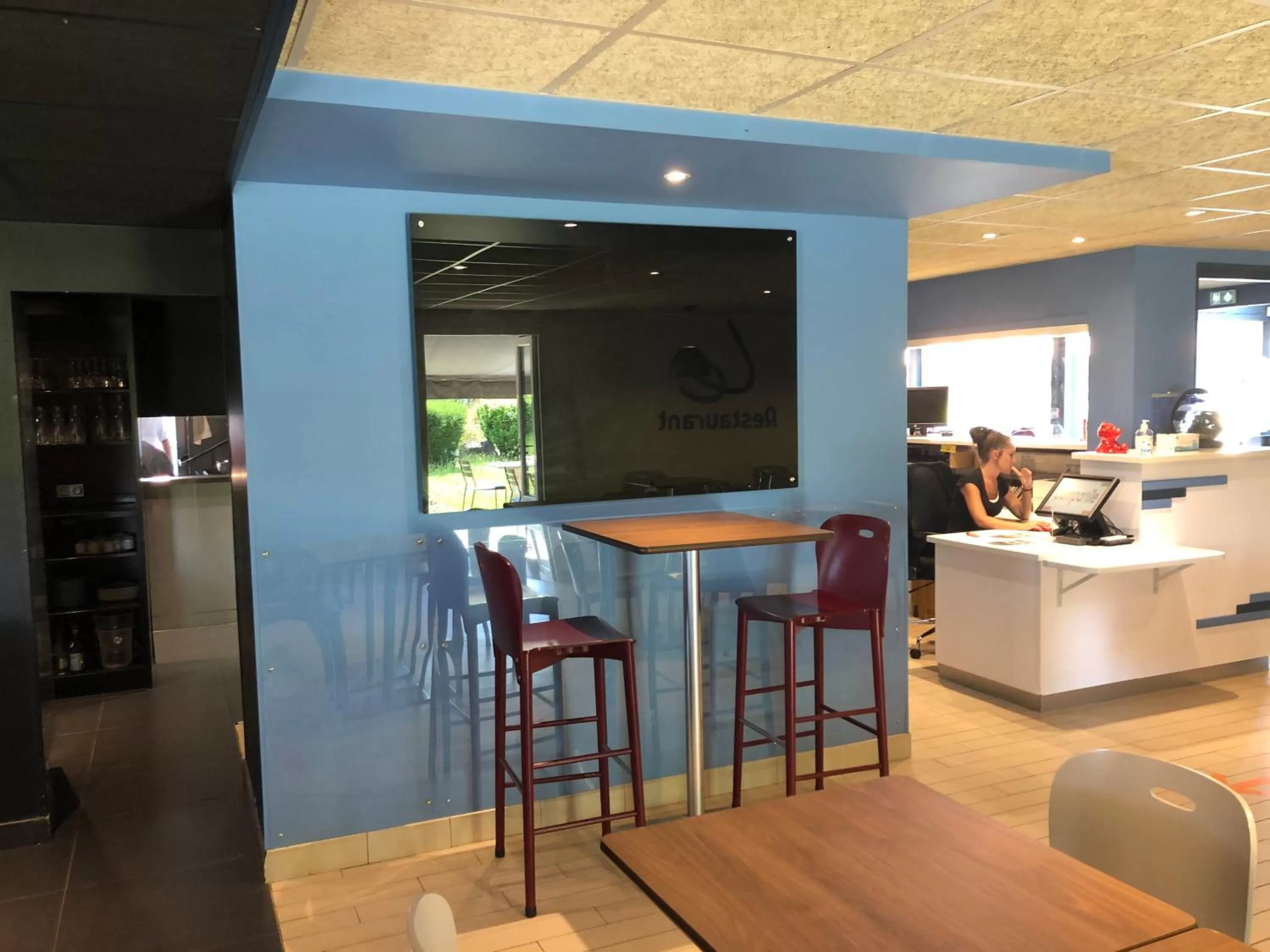 Breakfast in Kyriad Niort - La Crèche